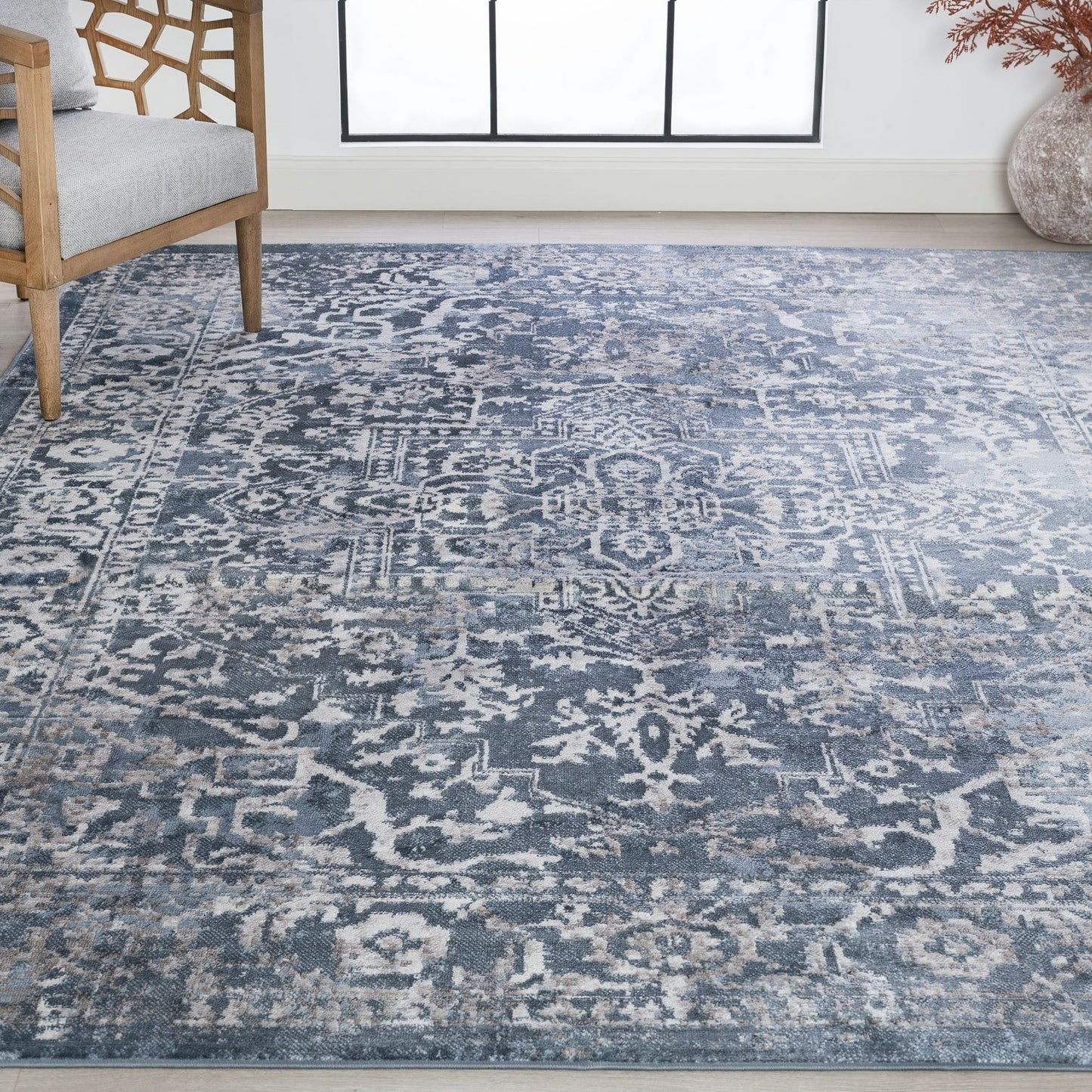 Linx French Country Medallion Indoor Area Rug