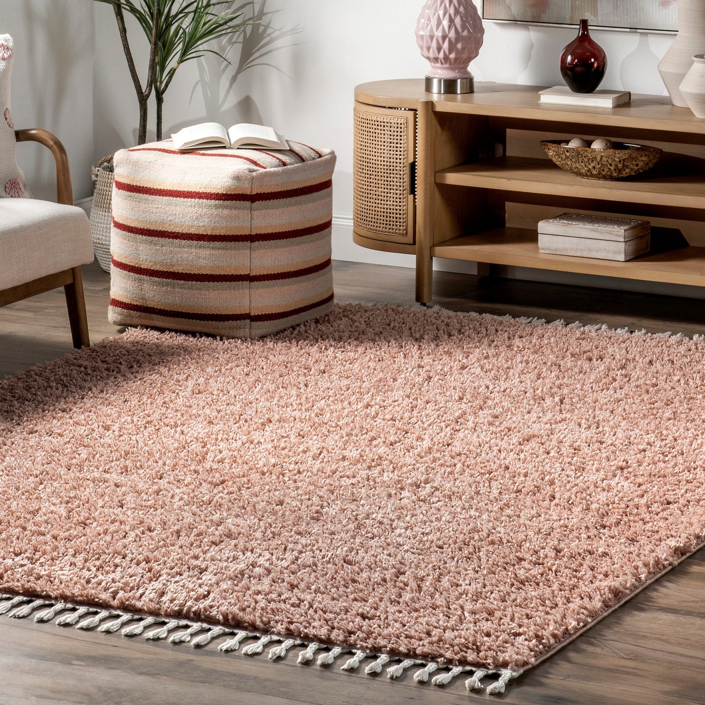Nuloom Neva Modern Tasseled Shag Area Rug