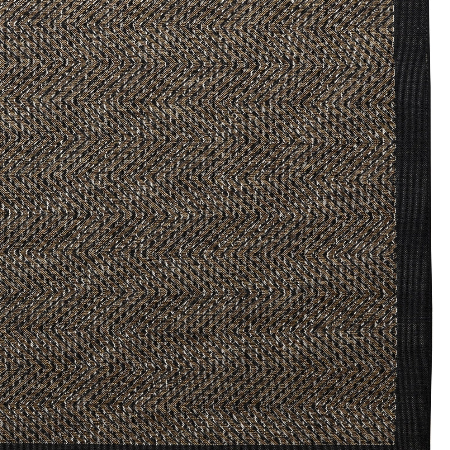 Madison Park Hurley Natural/ Black Textured Chevron Indoor/Outdoor Rug