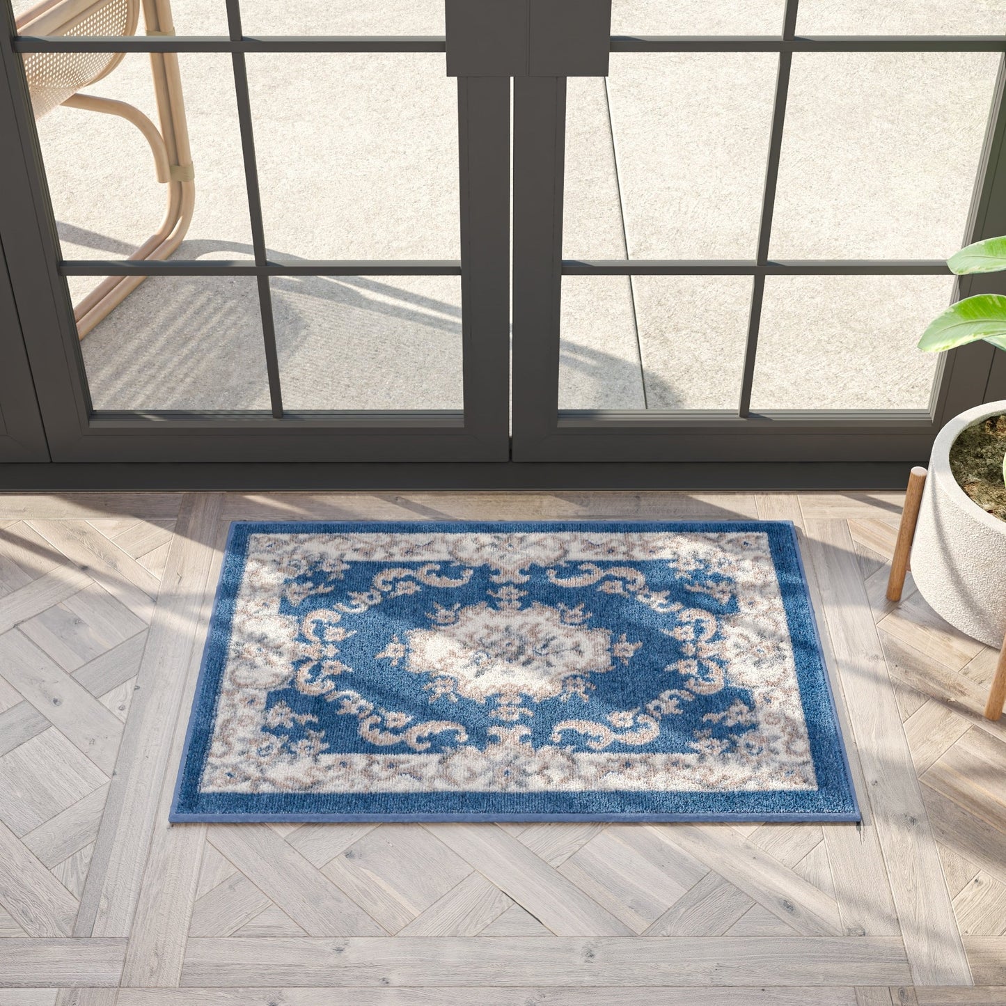 Hamilton Traditional Oriental Indoor Area Rug