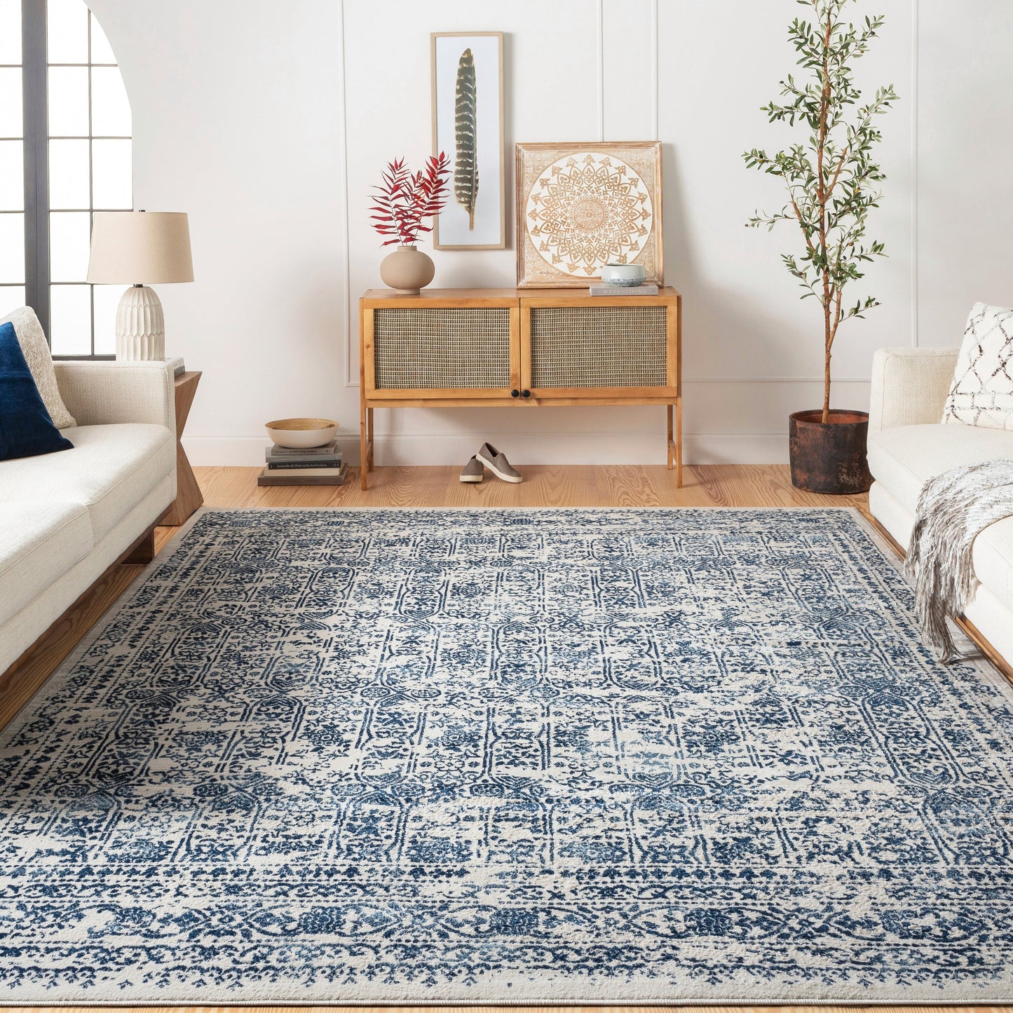Livabliss Henson Vintage Traditional Area Rug