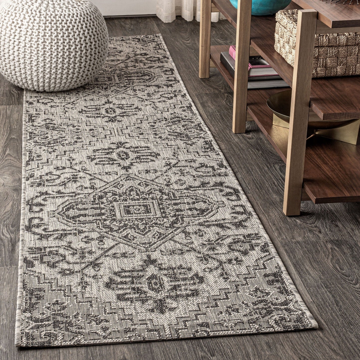 JONATHAN Y Charleston Medallion Indoor/Outdoor Area Rug