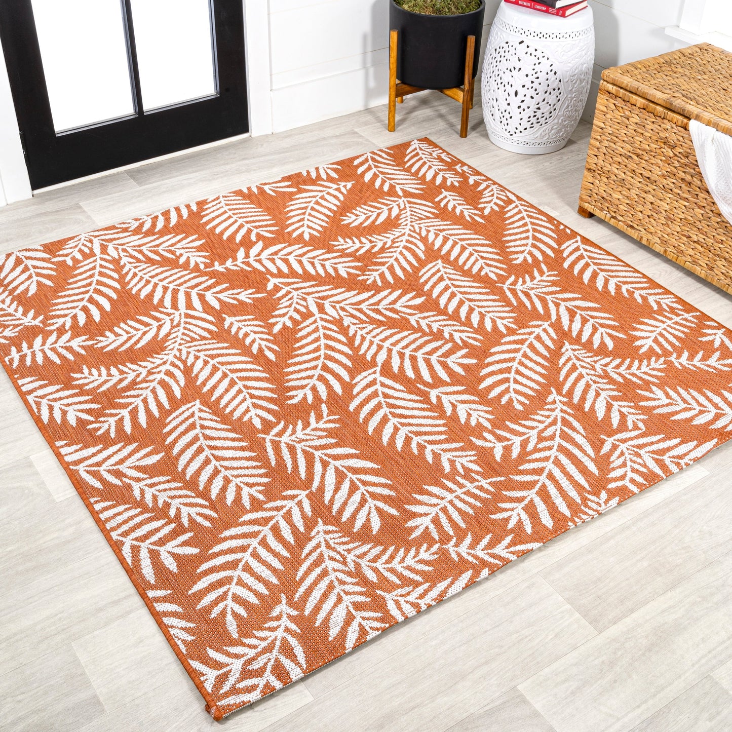 JONATHAN Y Galon Palm Frond Indoor/Outdoor Area Rug