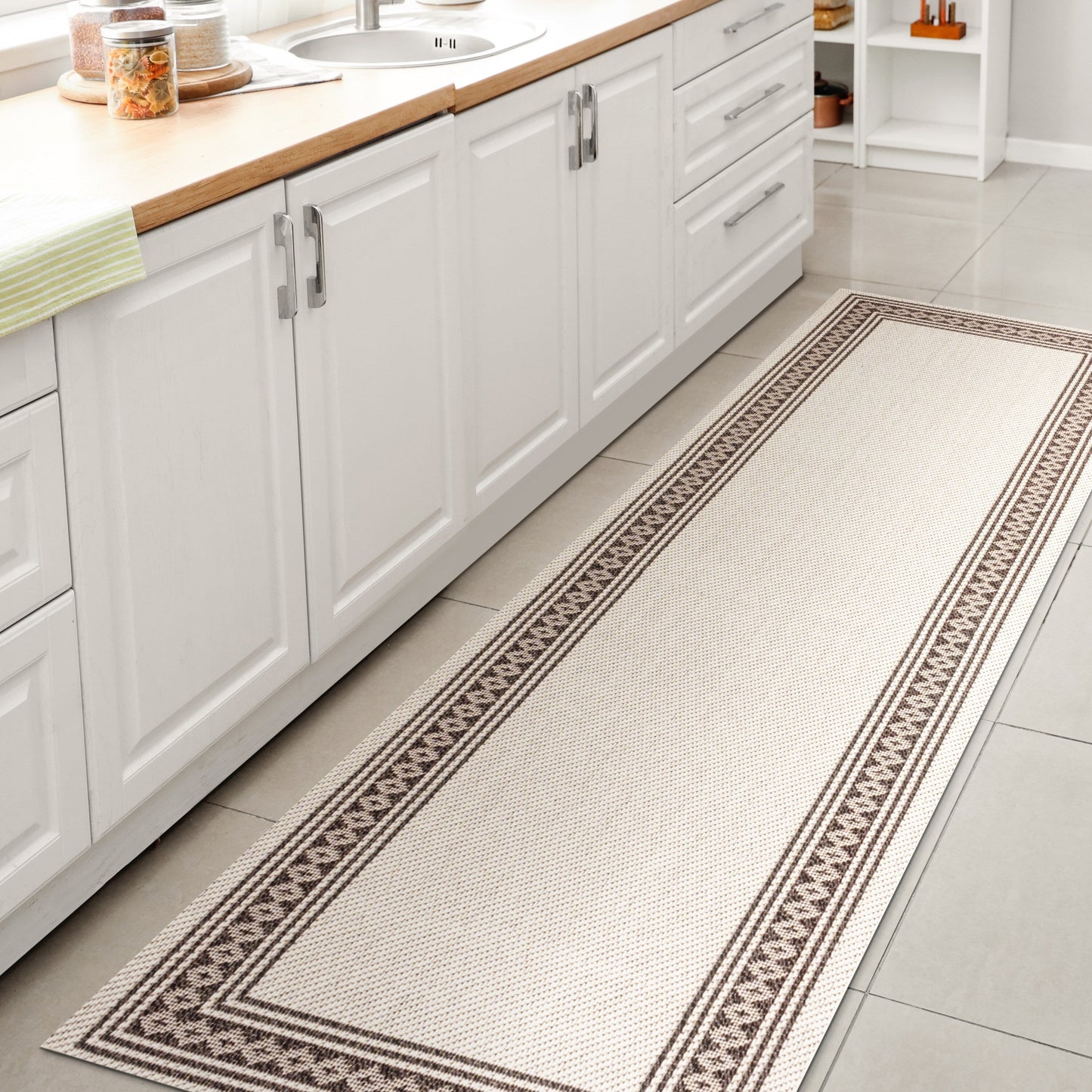 JONATHAN Y Havana Classic Diamond Border Indoor/Outdoor Area Rug