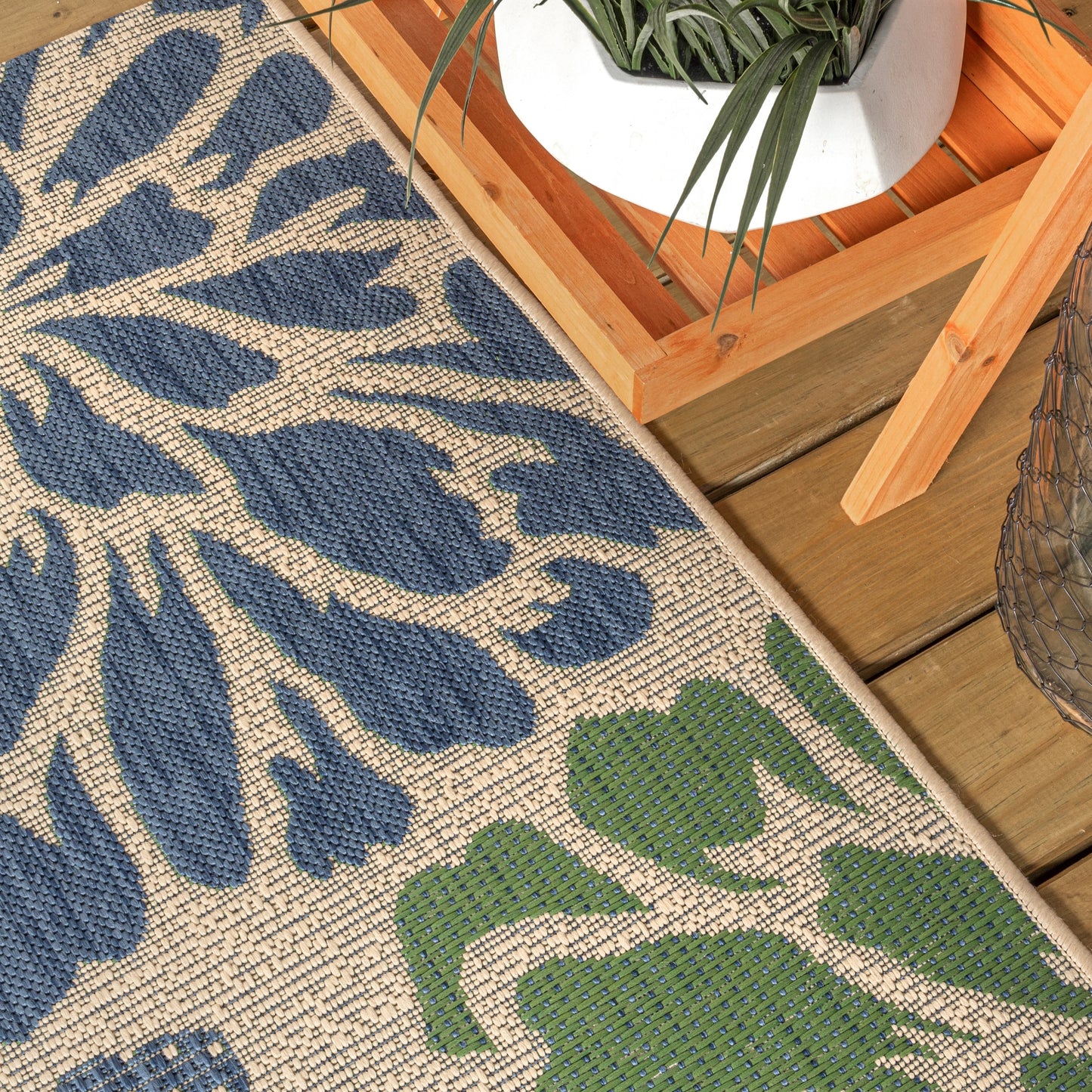 JONATHAN Y Floral Textured Weave Indoor/Outdoor Area Rug