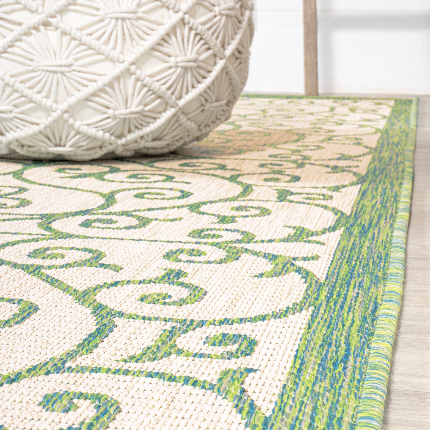 JONATHAN Y Ourika Textured Weave Indoor/Outdoor Area Rug