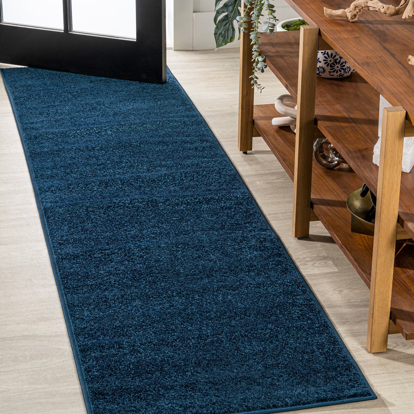 JONATHAN Y Tumbling Solid Low-Pile Area Rug