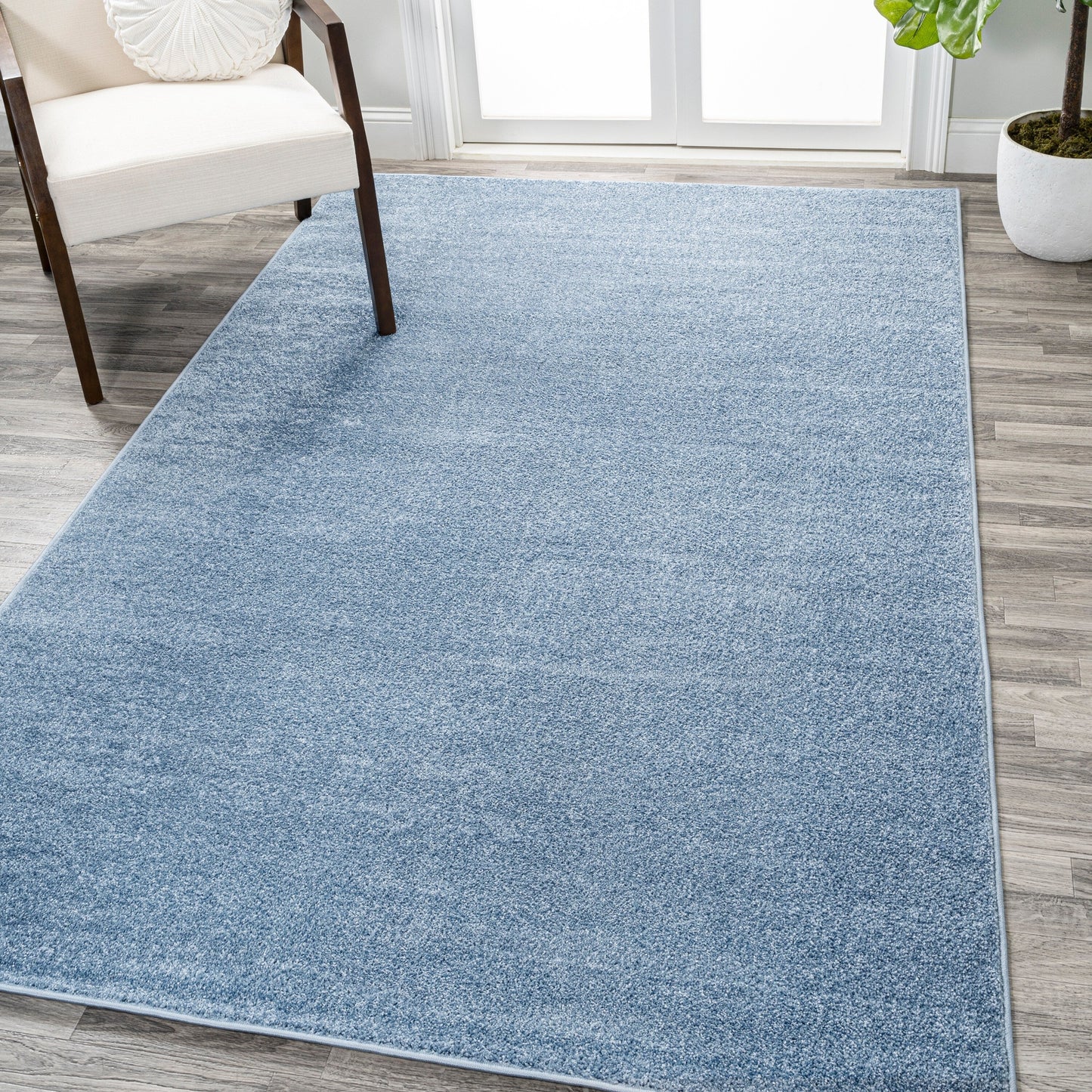 JONATHAN Y Tumbling Solid Low-Pile Area Rug