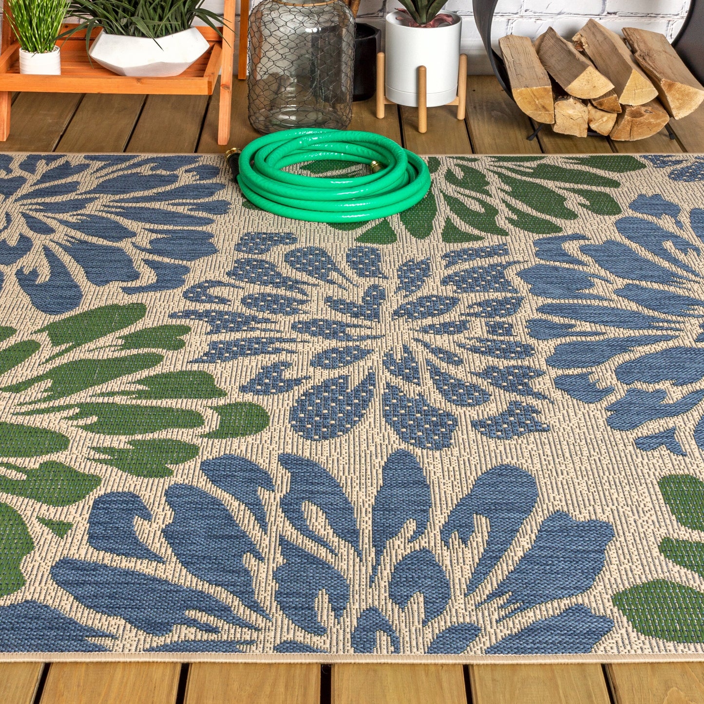 JONATHAN Y Floral Textured Weave Indoor/Outdoor Area Rug