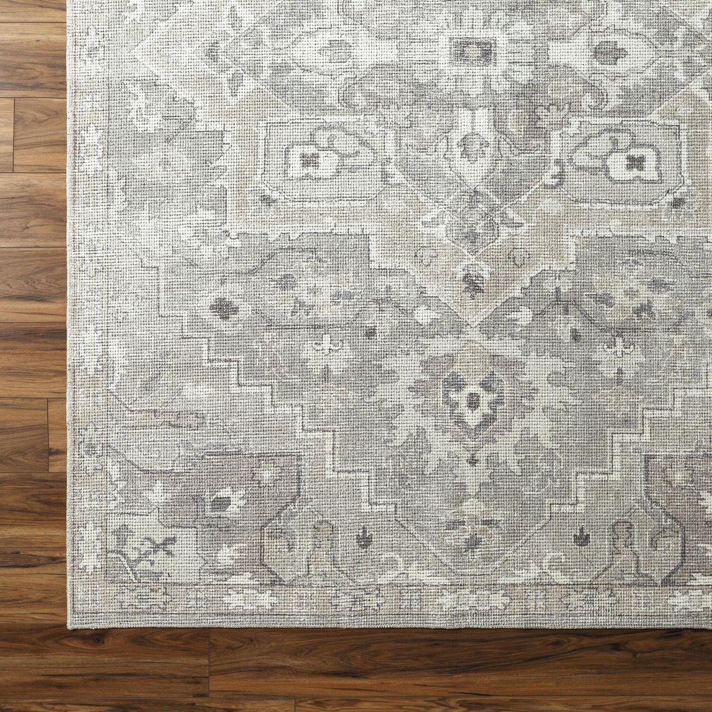 Livabliss Elle Updated Traditional Medallion Area Rug