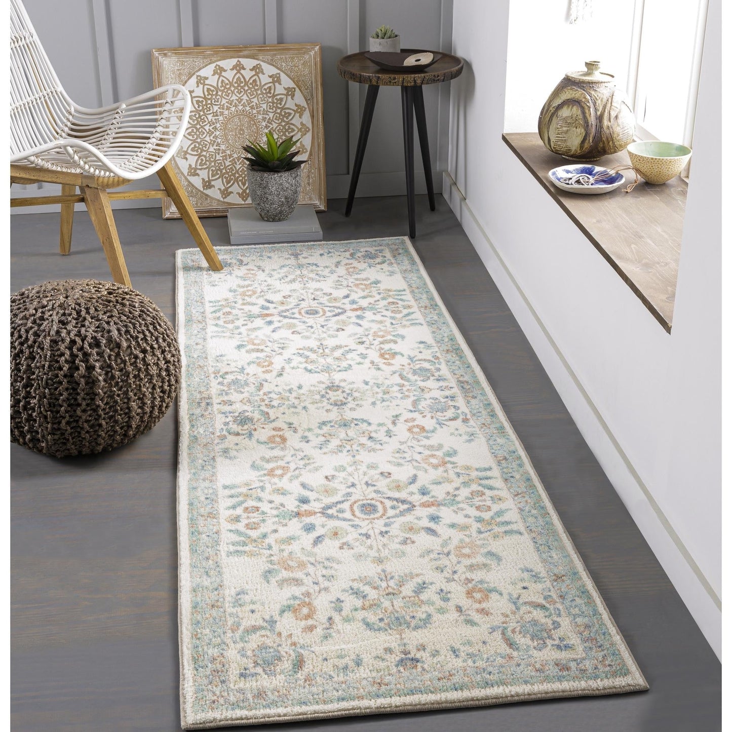 Livabliss Erin Updated Traditional Floral & Botanical Area Rug