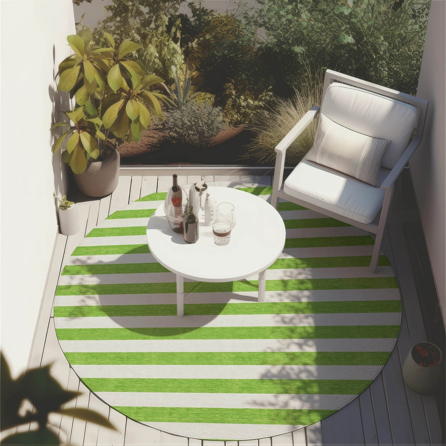 Machine Washable Indoor/ Outdoor Cabana Stripe Chantille Rug