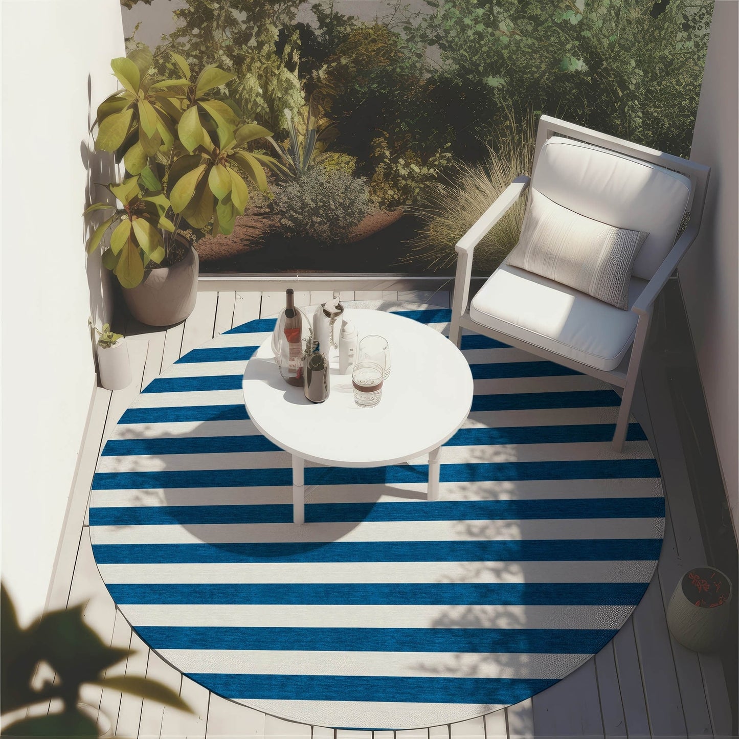 Machine Washable Indoor/ Outdoor Cabana Stripe Chantille Rug