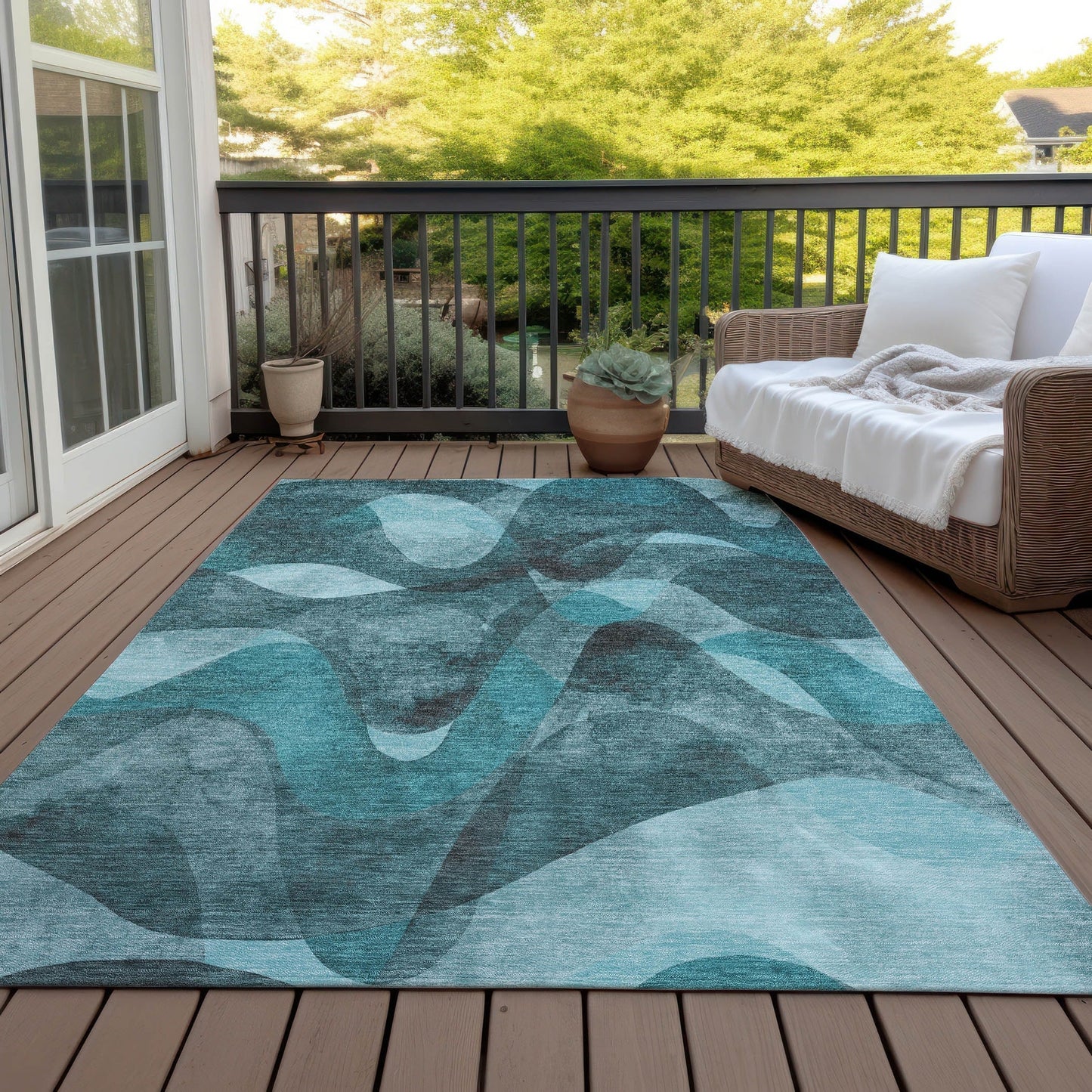 Machine Washable Indoor/ Outdoor Modern Chantille Rug