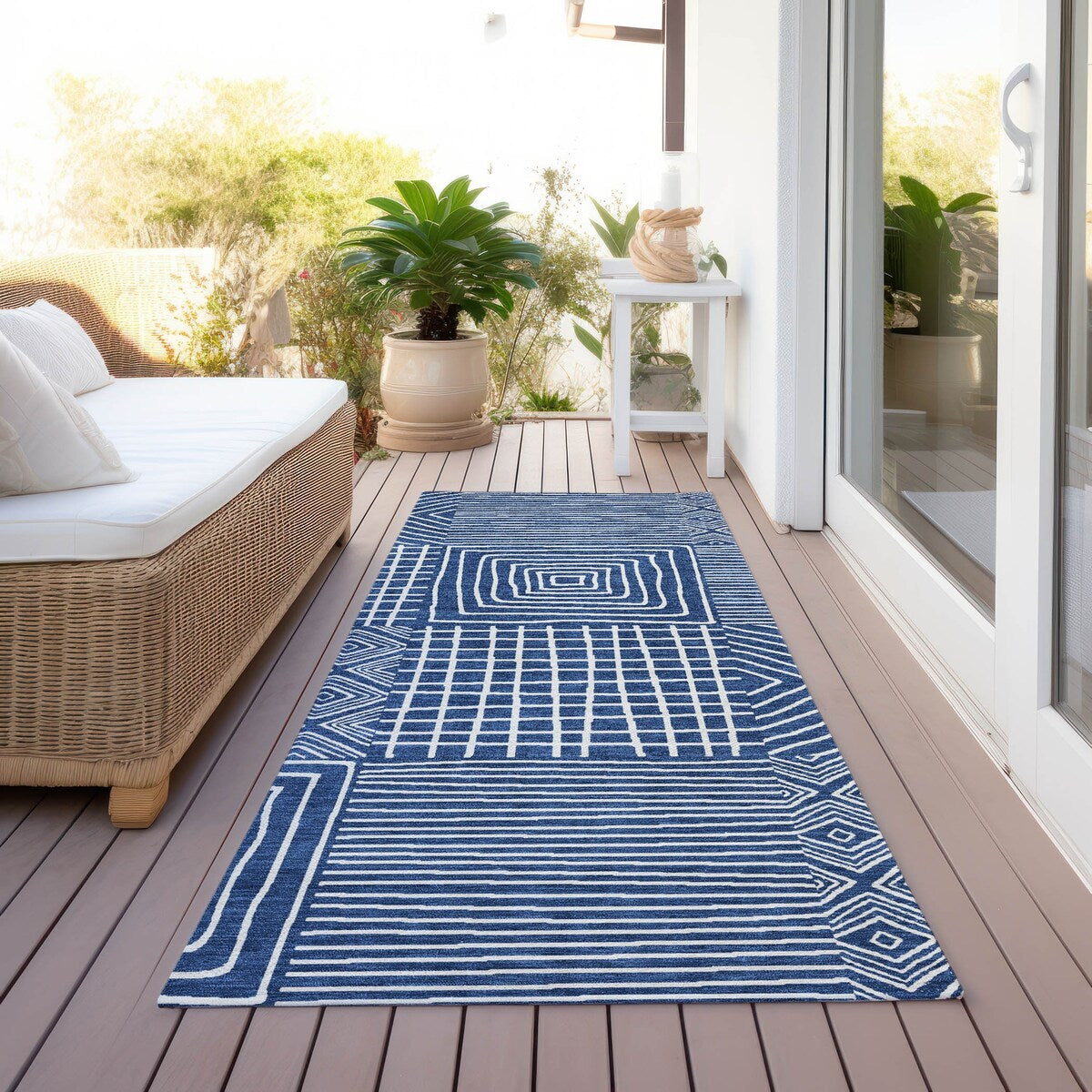 Machine Washable Indoor/ Outdoor Modern Mosaic Chantille Rug