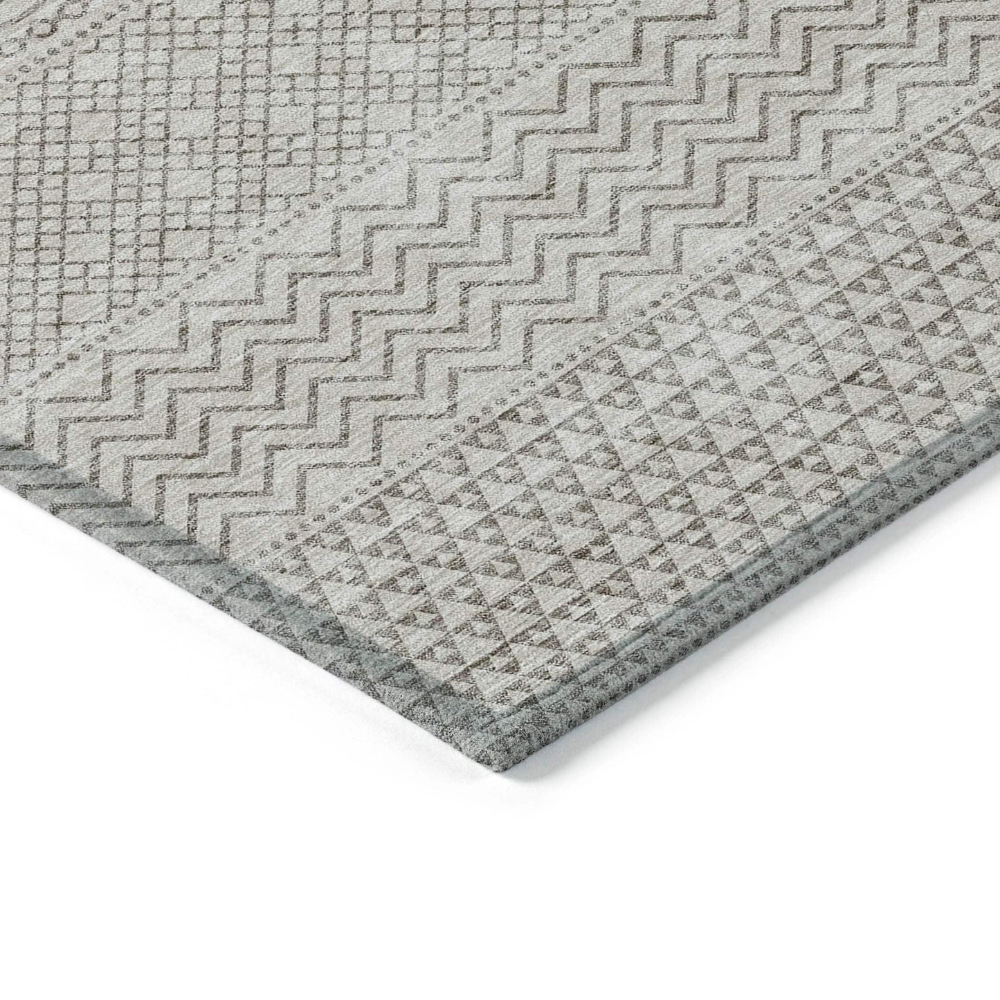 Machine Washable Indoor/ Outdoor Modern Stripes Chantille Rug