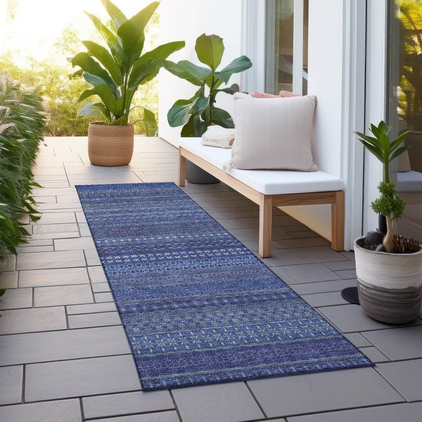Machine Washable Indoor/ Outdoor Moroccan Stripes Chantille Rug