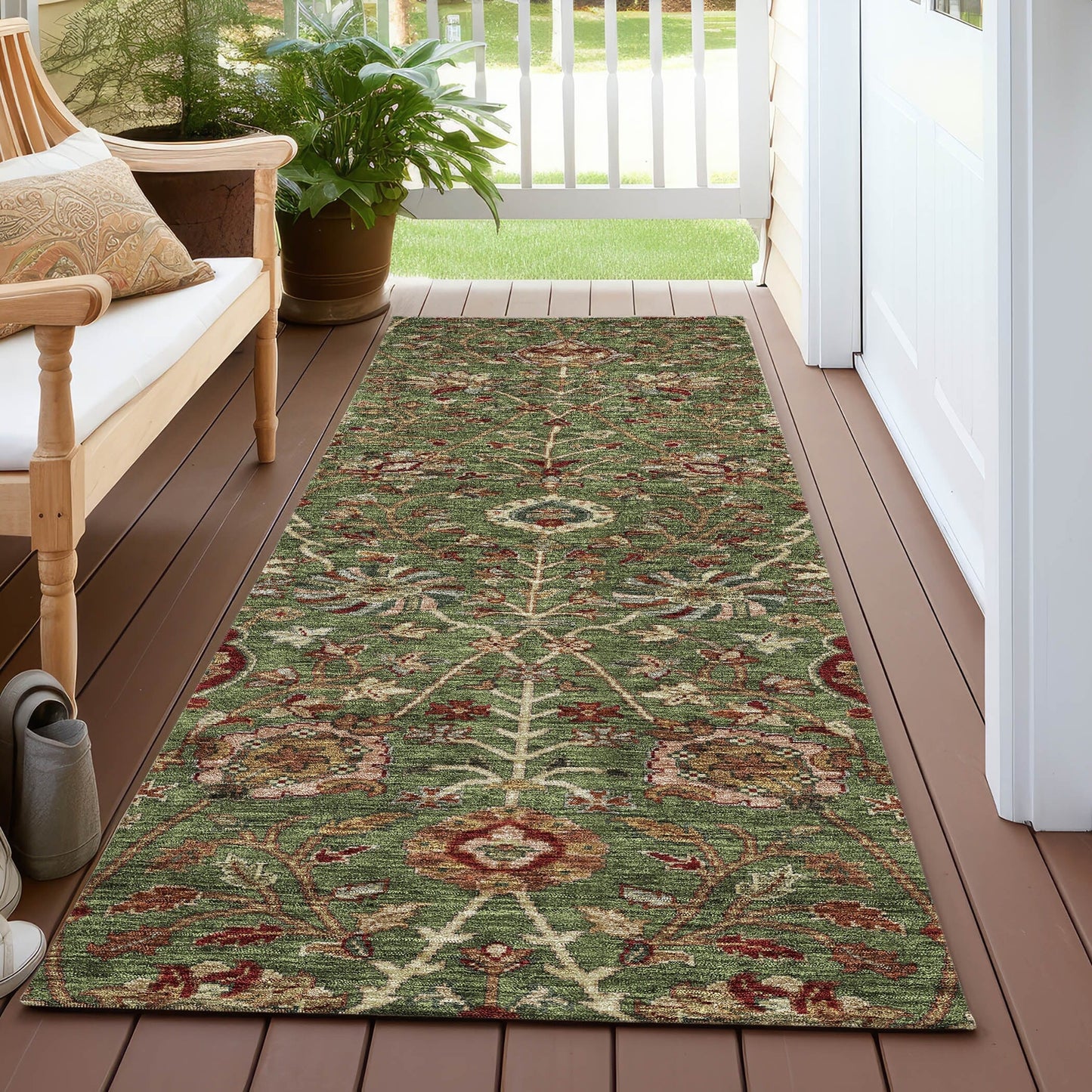 Machine Washable Indoor/ Outdoor Traditional Kashan Chantille Rug