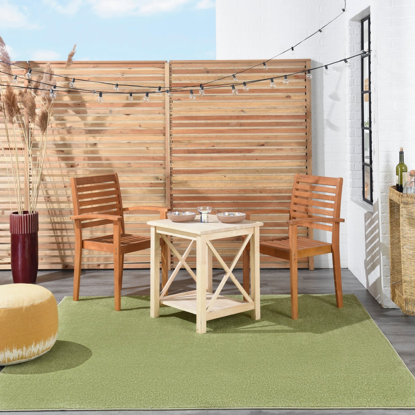 Nourison Essentials Solid Contemporary Indoor/Outdoor Area Rug