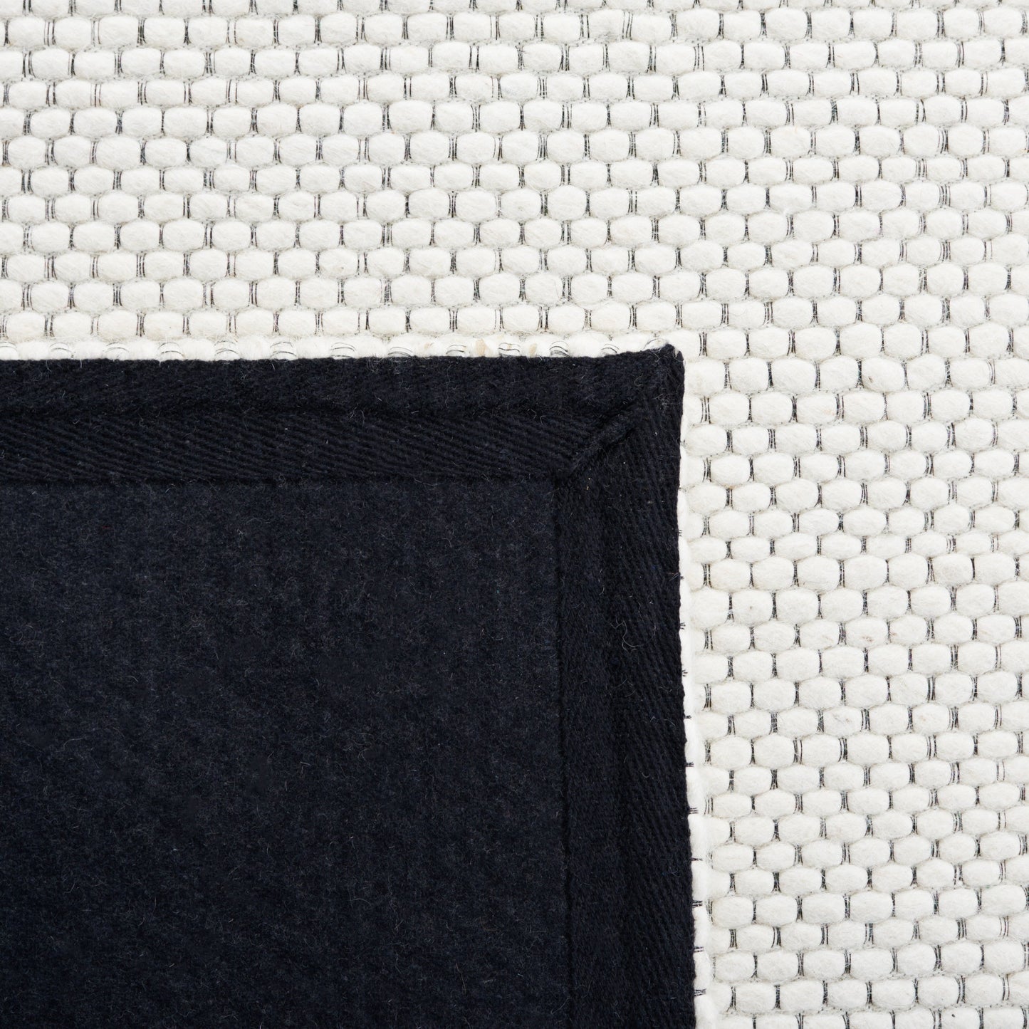 SAFAVIEH Handmade Natura Gerrita Wool Area Rug