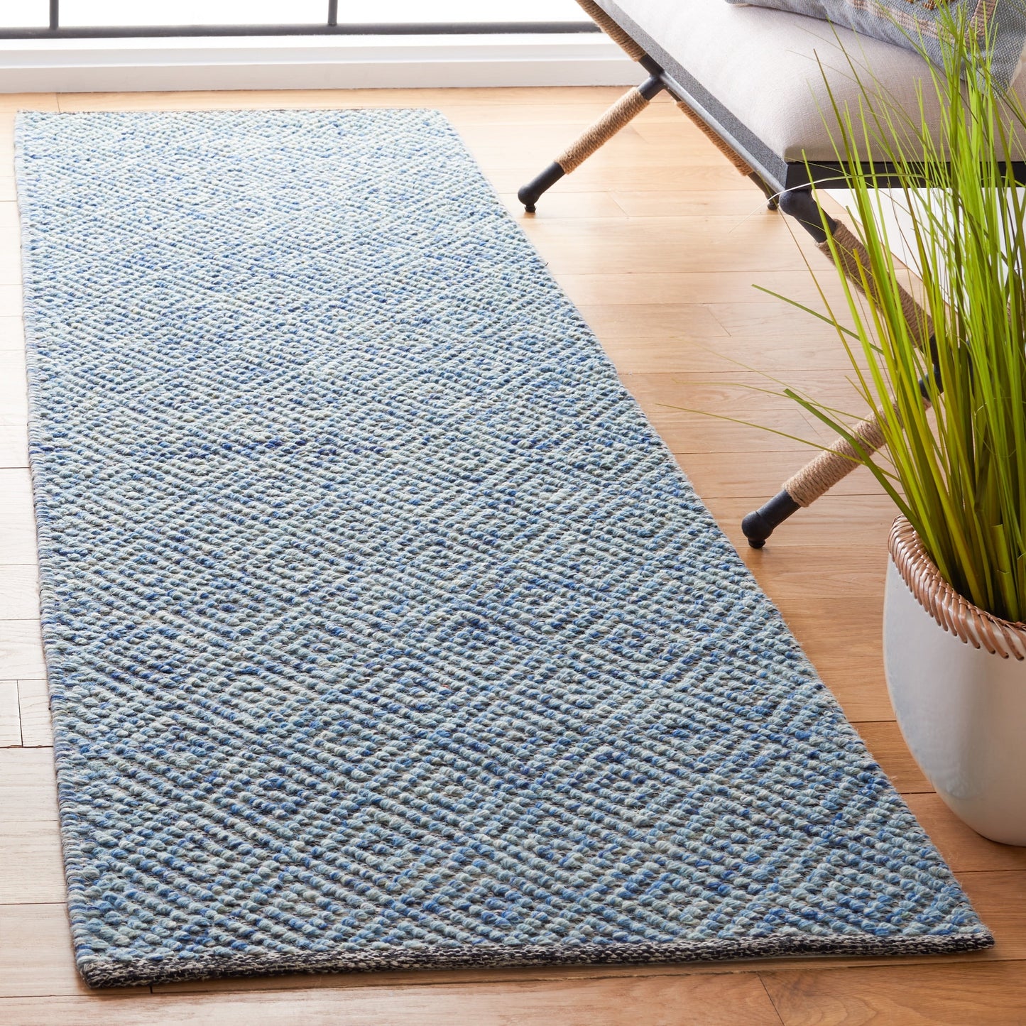 SAFAVIEH Handmade Natura Palmerina Wool Area Rug