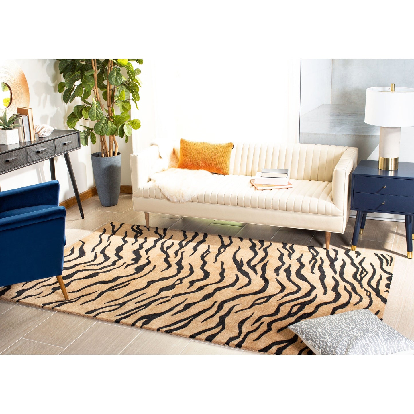 SAFAVIEH Handmade Soho Latoyia Tiger N.Z. Wool Rug