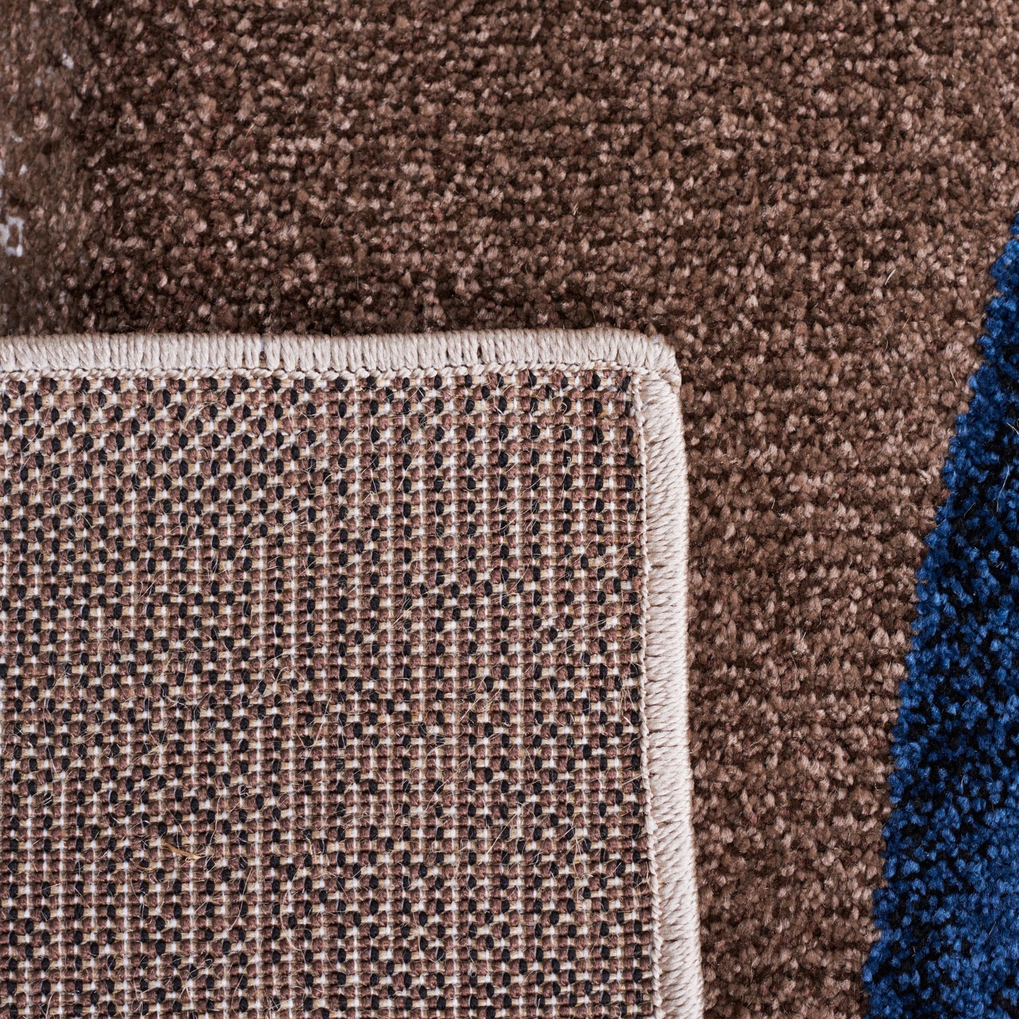 SAFAVIEH Hollywood Zohreh Mid-Century Modern Abstract Rug