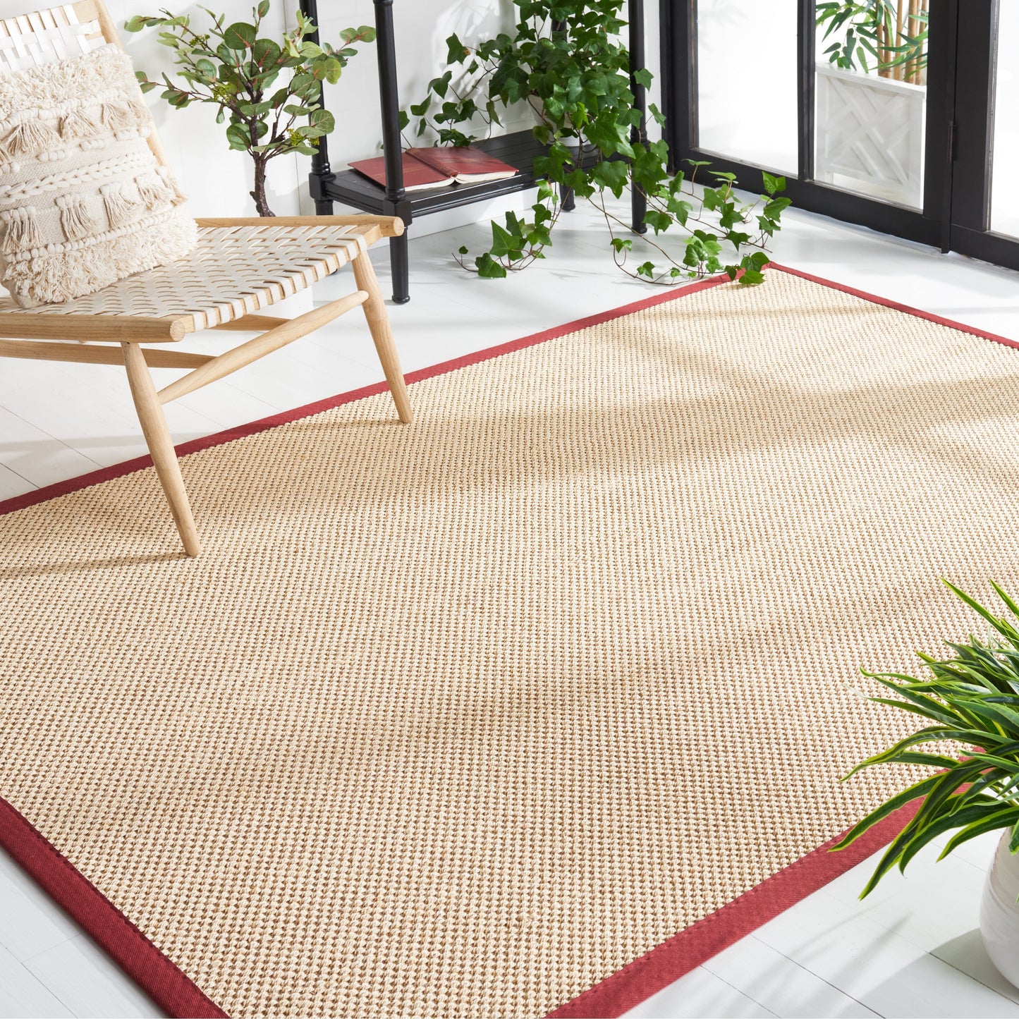 SAFAVIEH Natural Fiber Venus Casual Border Sisal Rug