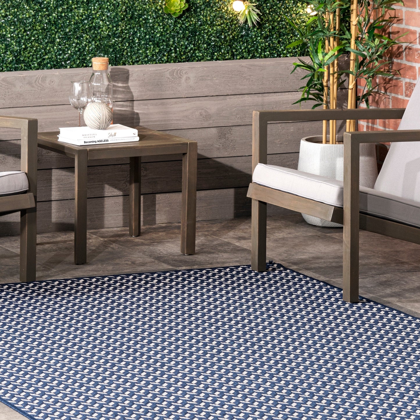 Nuloom Camryn Herringbone Indoor/Outdoor Area Rug