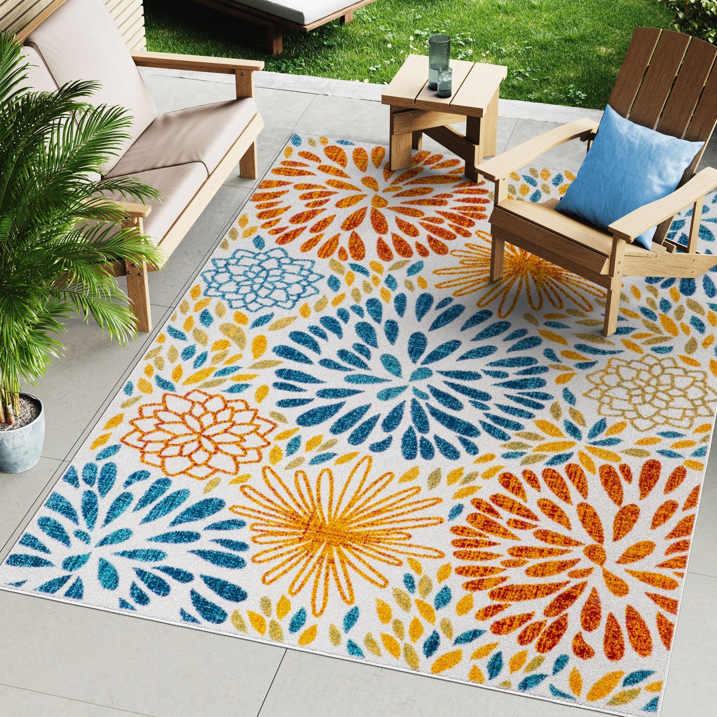 Nuloom Ronda Bold Floral Indoor/Outdoor Area Rug