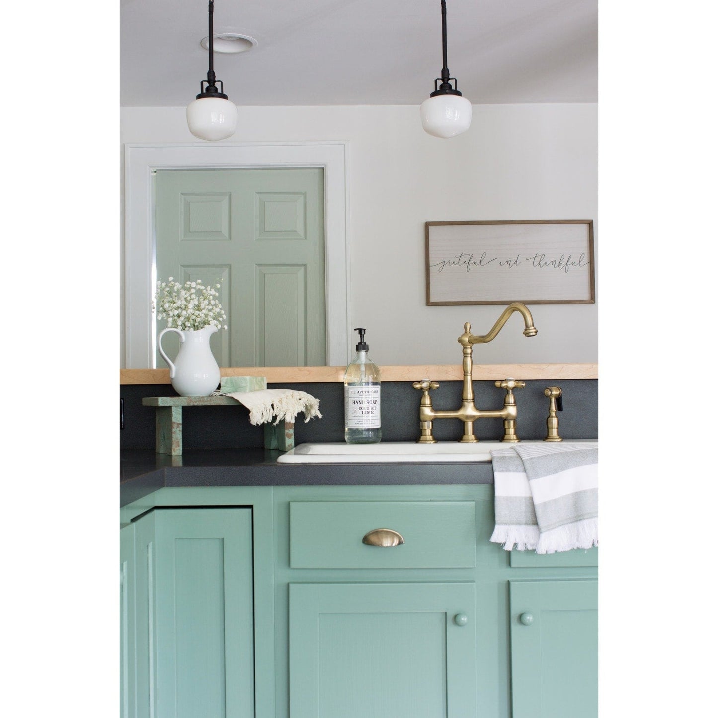 Robinet de cuisine Heritage Bridge avec douchette en laiton