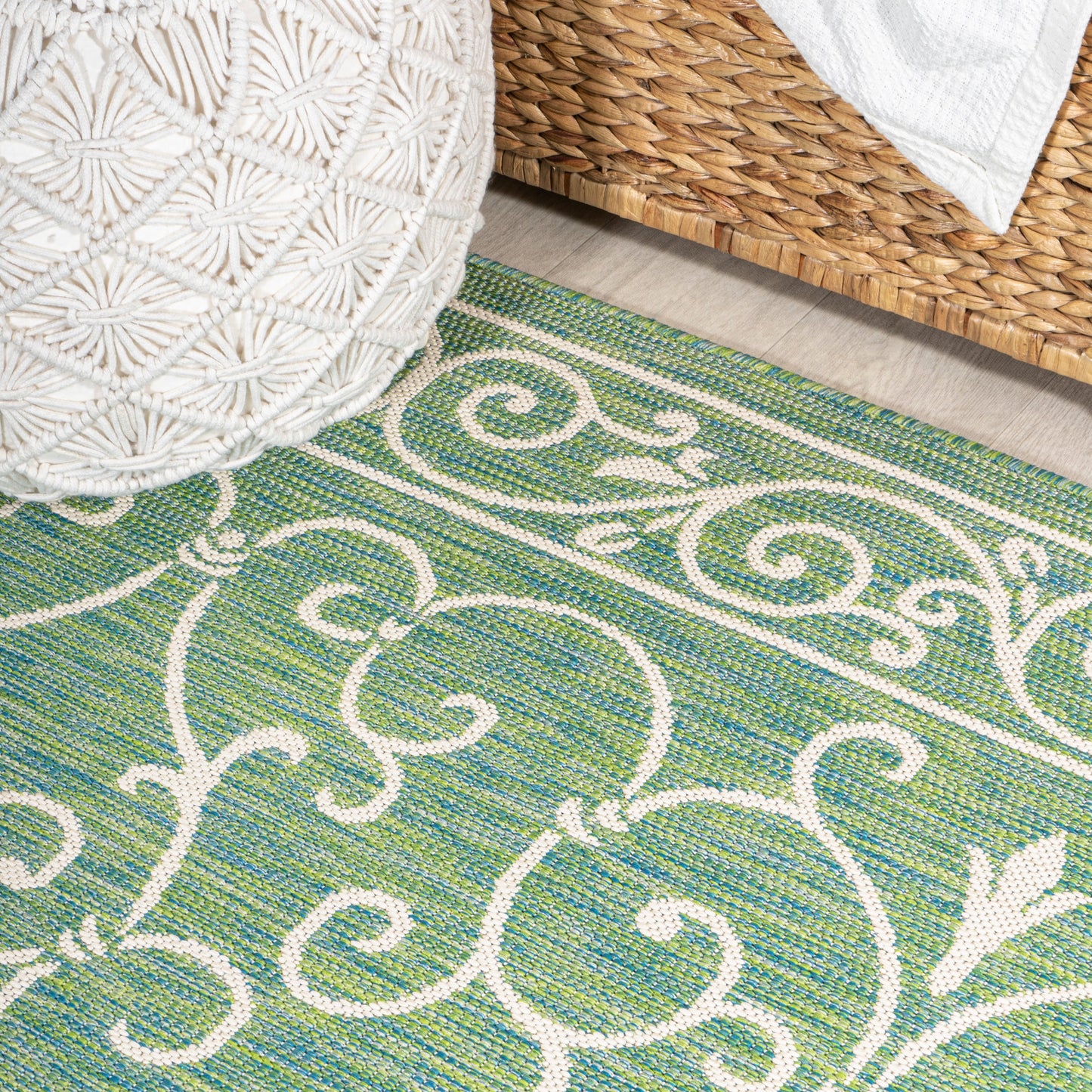 JONATHAN Y Filigree Textured Weave Indoor/Outdoor Area Rug