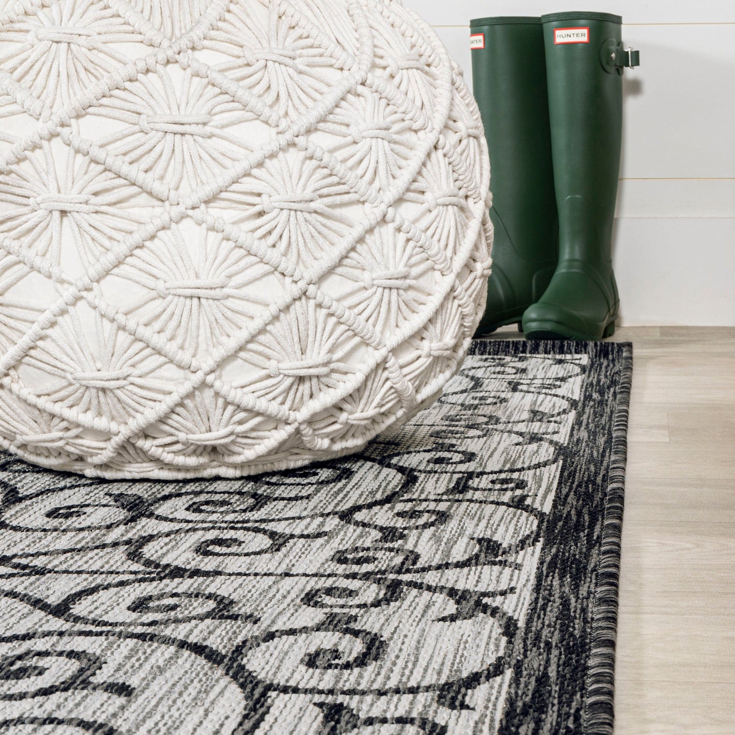 JONATHAN Y Ourika Textured Weave Indoor/Outdoor Area Rug