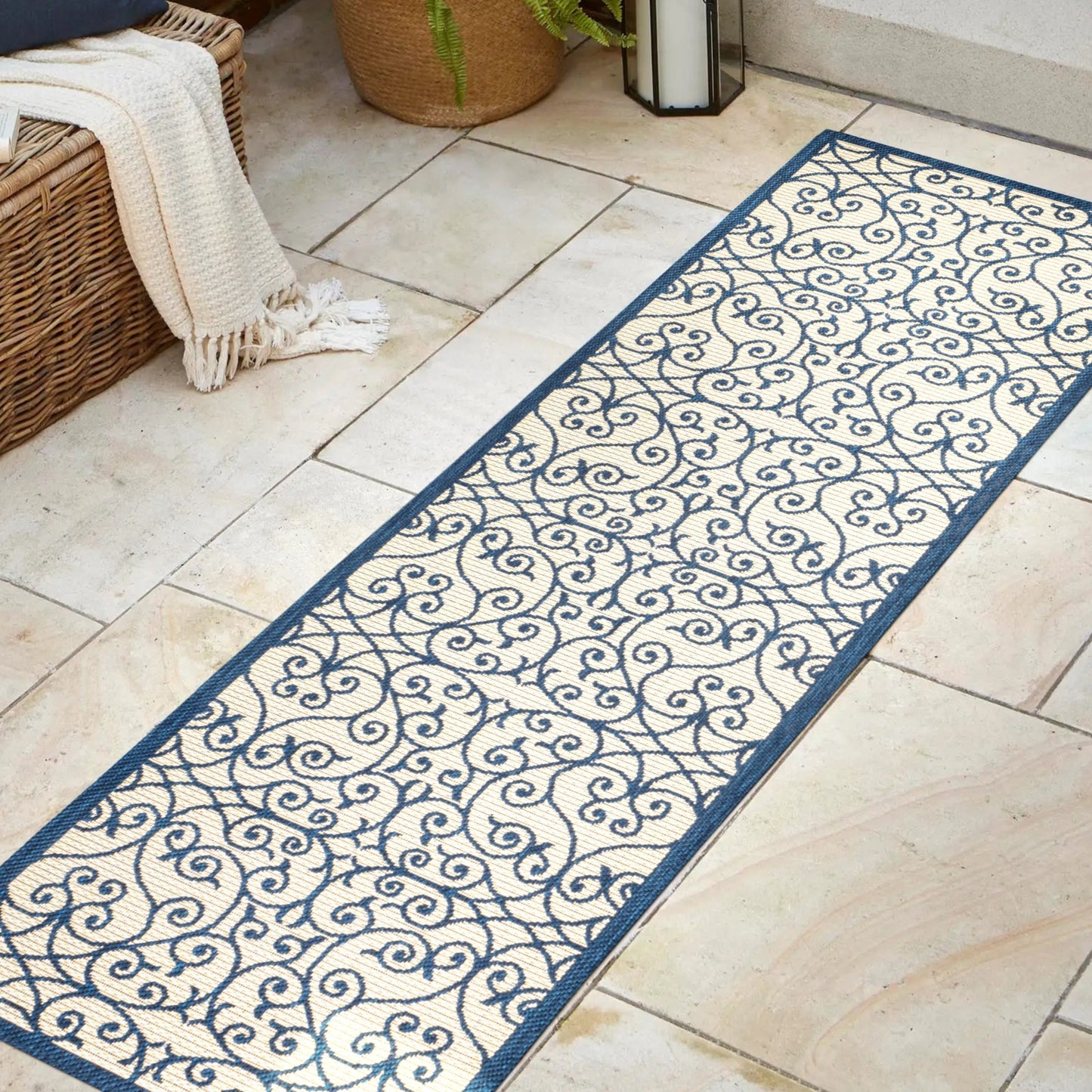 JONATHAN Y Ourika Textured Weave Indoor/Outdoor Area Rug