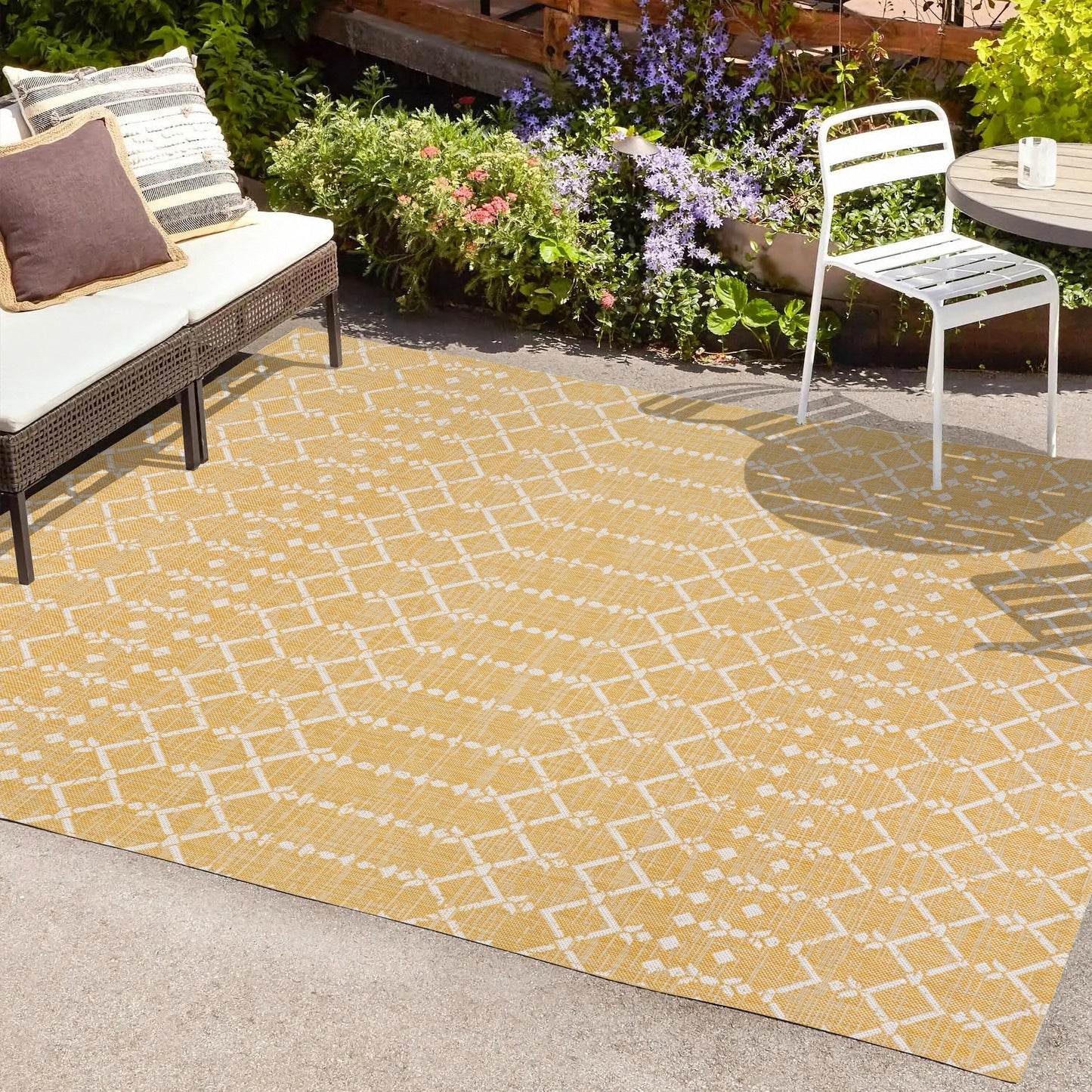 JONATHAN Y Trebol Moroccan Geometric Textured Weave Indoor/Outdoor Area Rug