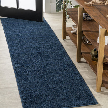 JONATHAN Y Tumbling Solid Low-Pile Area Rug