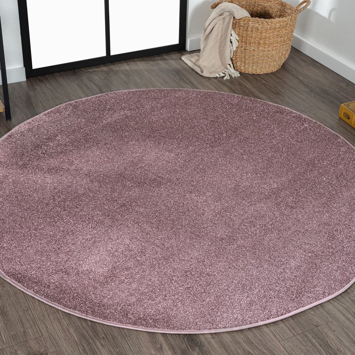 JONATHAN Y Tumbling Solid Low-Pile Area Rug