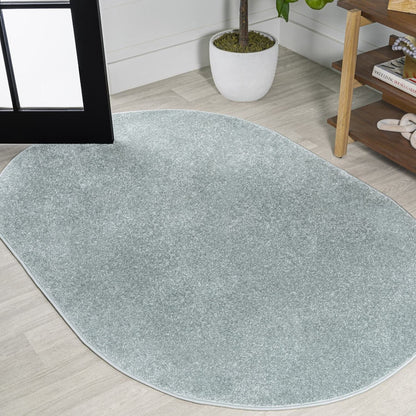 JONATHAN Y Tumbling Solid Low-Pile Area Rug
