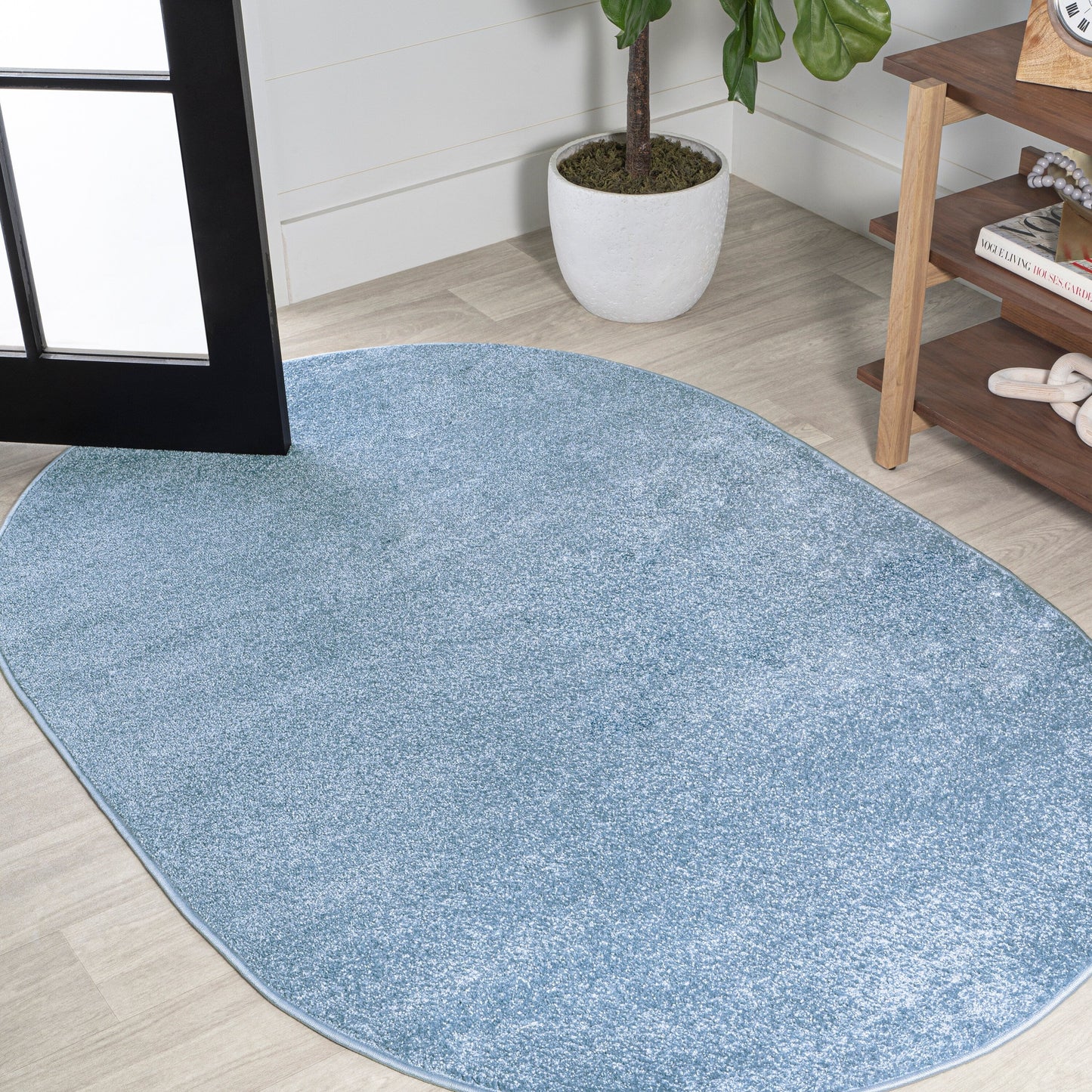 JONATHAN Y Tumbling Solid Low-Pile Area Rug