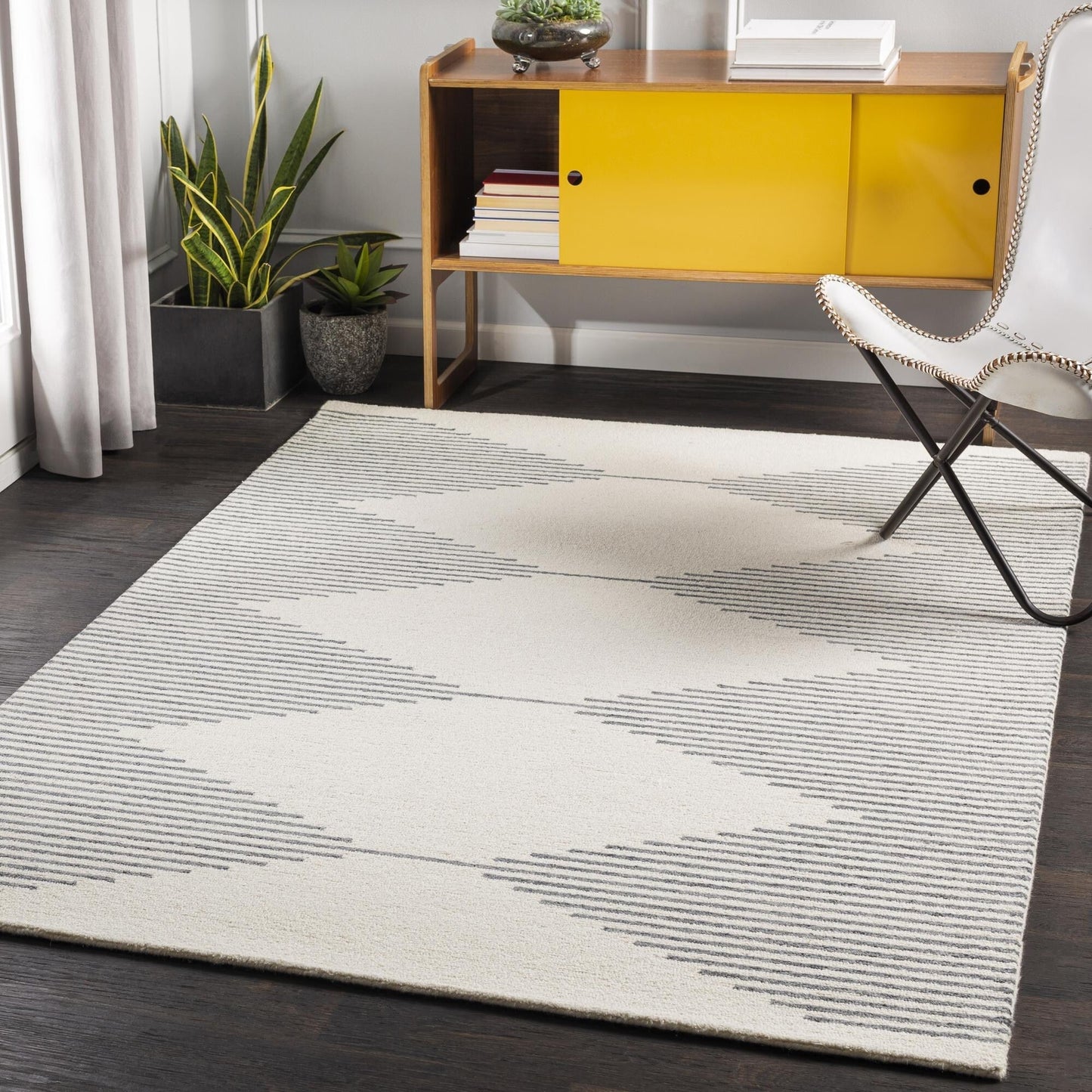 Livabliss Granada Minimalist Diamond Hand Tufted Area Rug