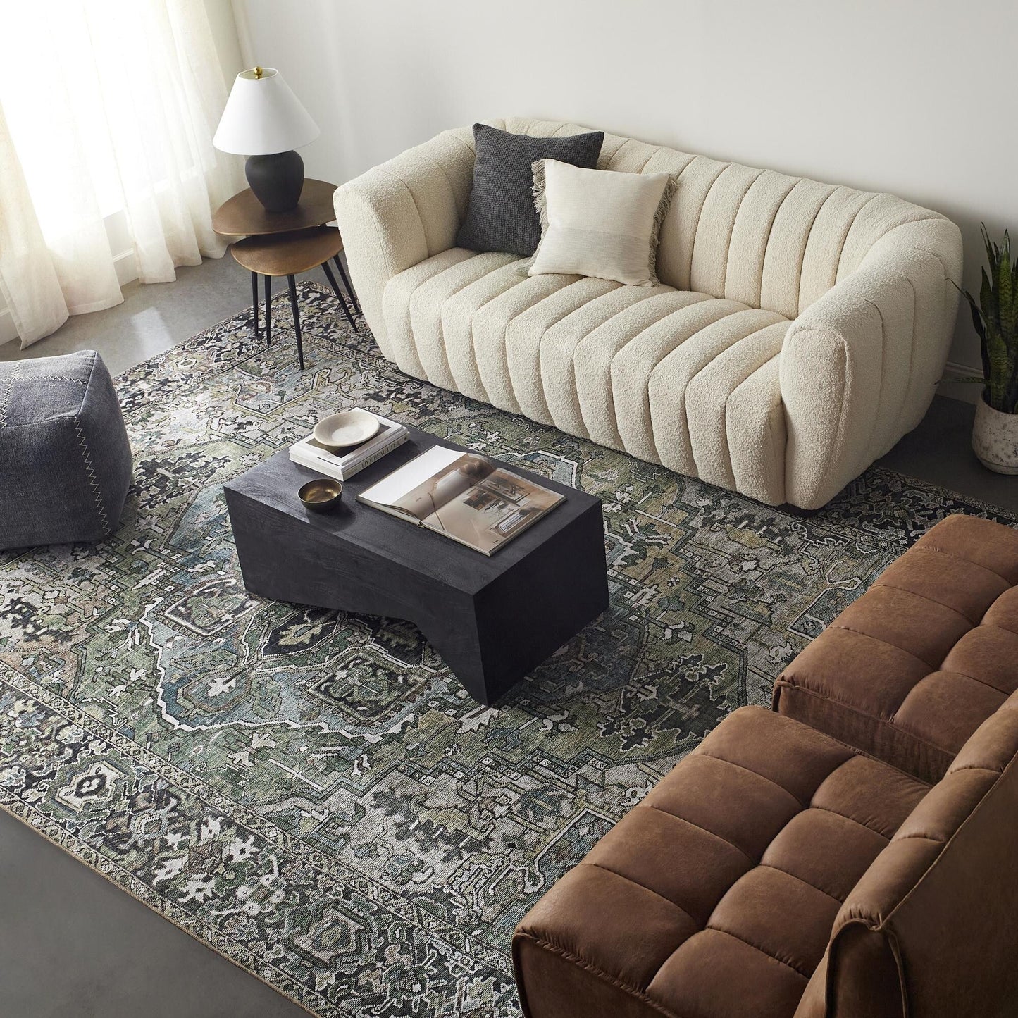 Livabliss Iris Updated Traditional Medallion Area Rug