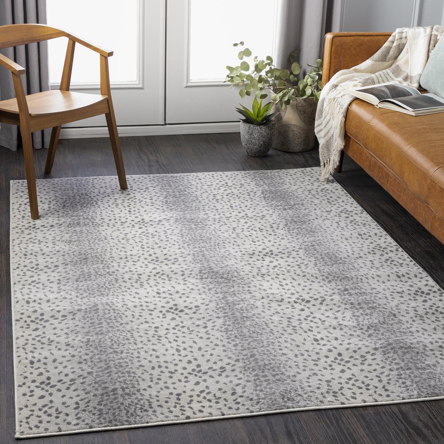 Livabliss Roma Minimalist Animal Area Rug