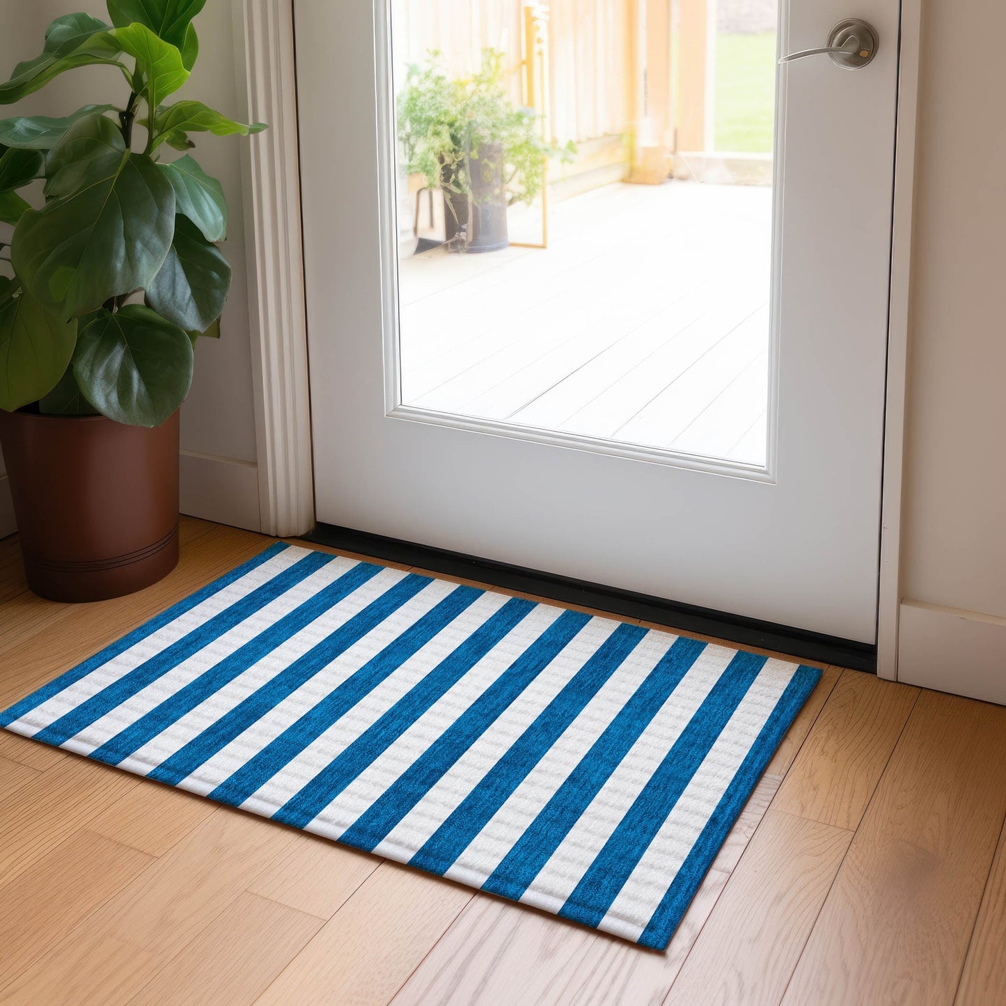 Machine Washable Indoor/ Outdoor Cabana Stripe Chantille Rug