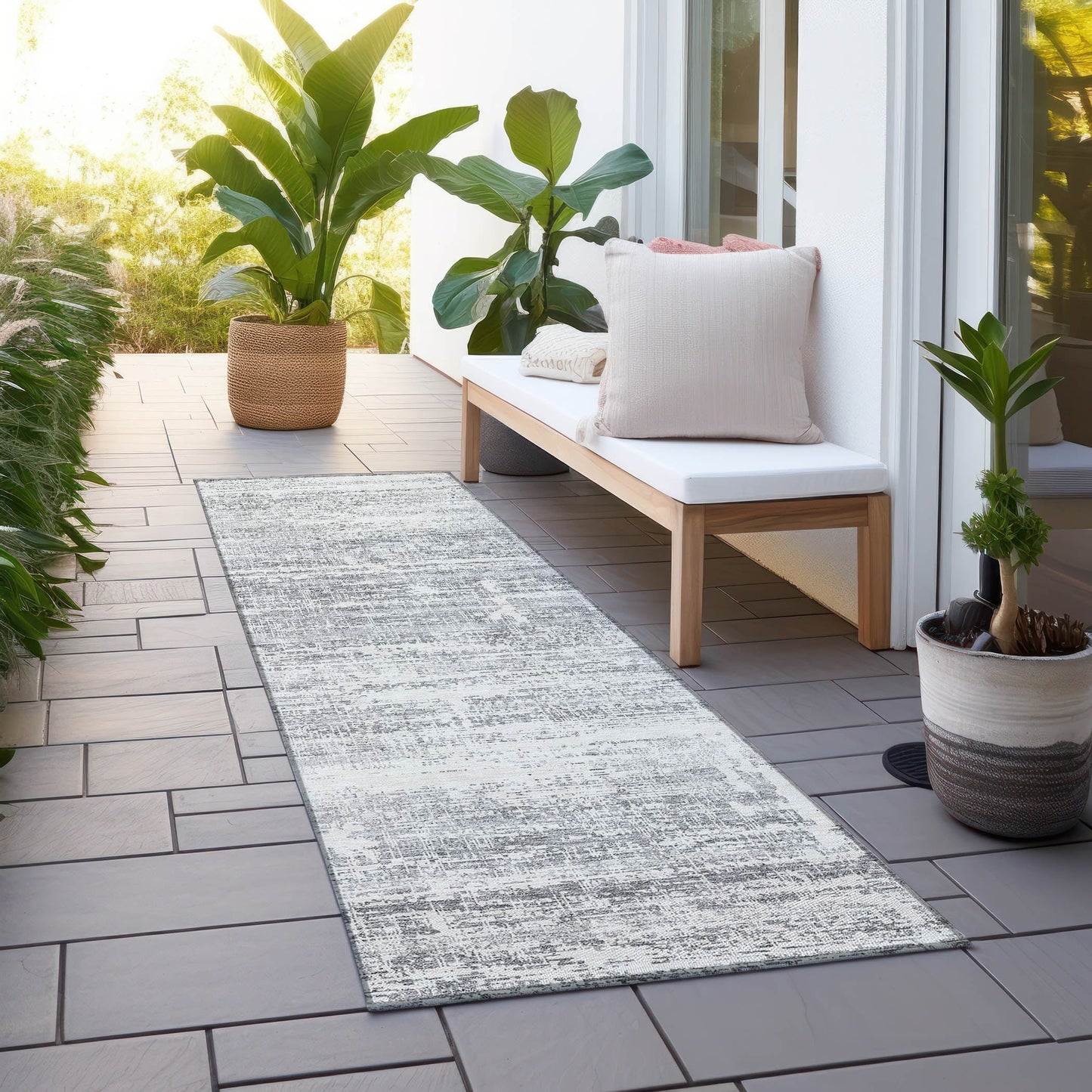 Machine Washable Indoor/ Outdoor Chantille Ombre Solid Rug