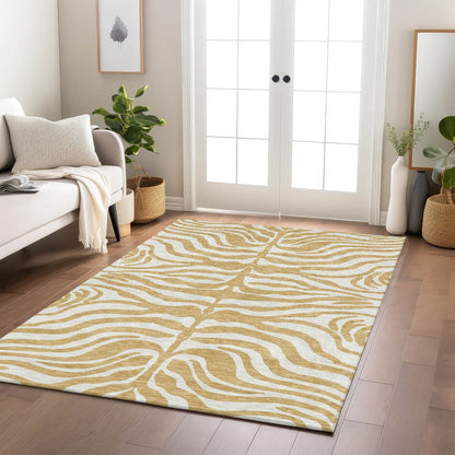 Machine Washable Indoor/ Outdoor Modern Animal Print Chantille Rug