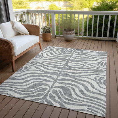 Machine Washable Indoor/ Outdoor Modern Animal Print Chantille Rug