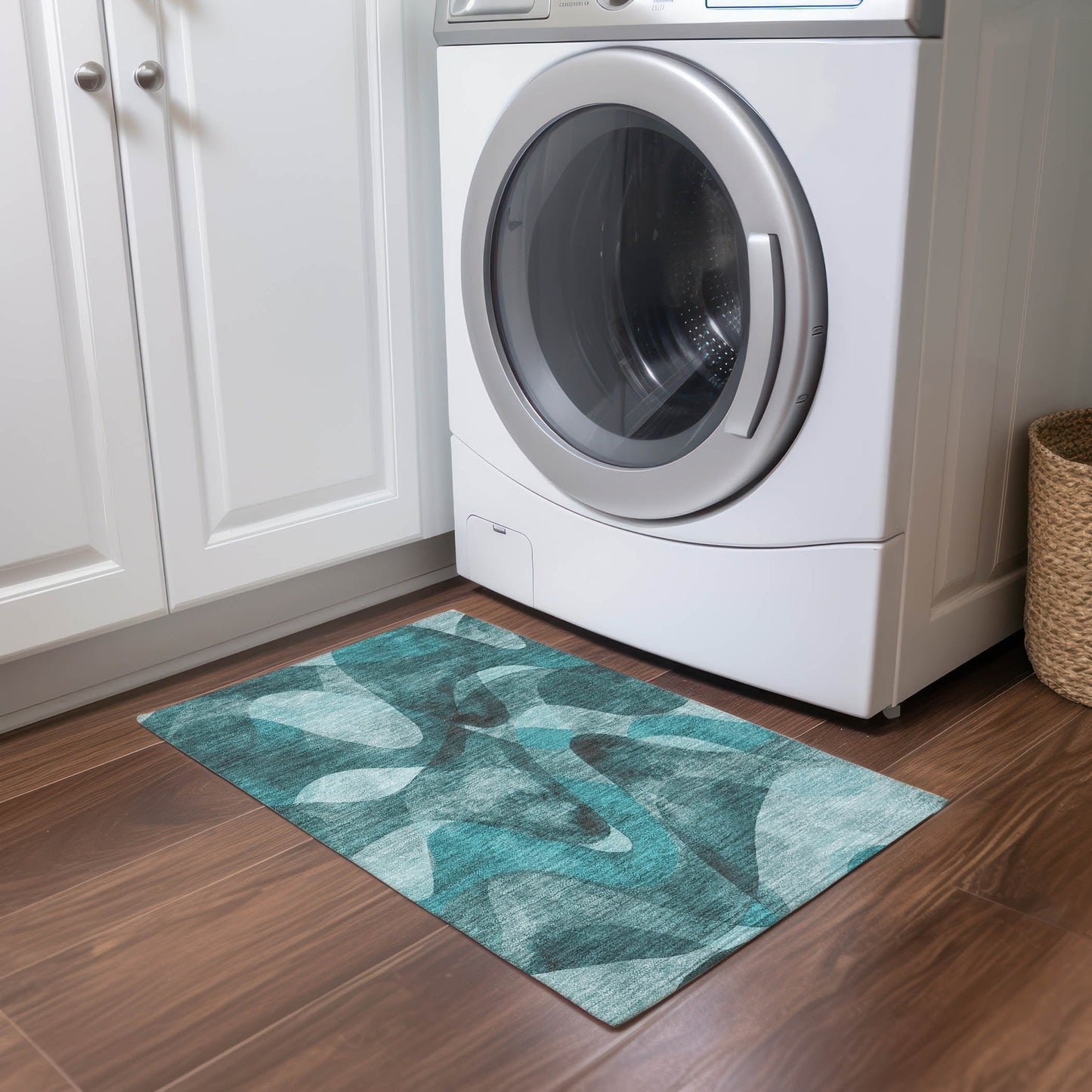 Machine Washable Indoor/ Outdoor Modern Chantille Rug