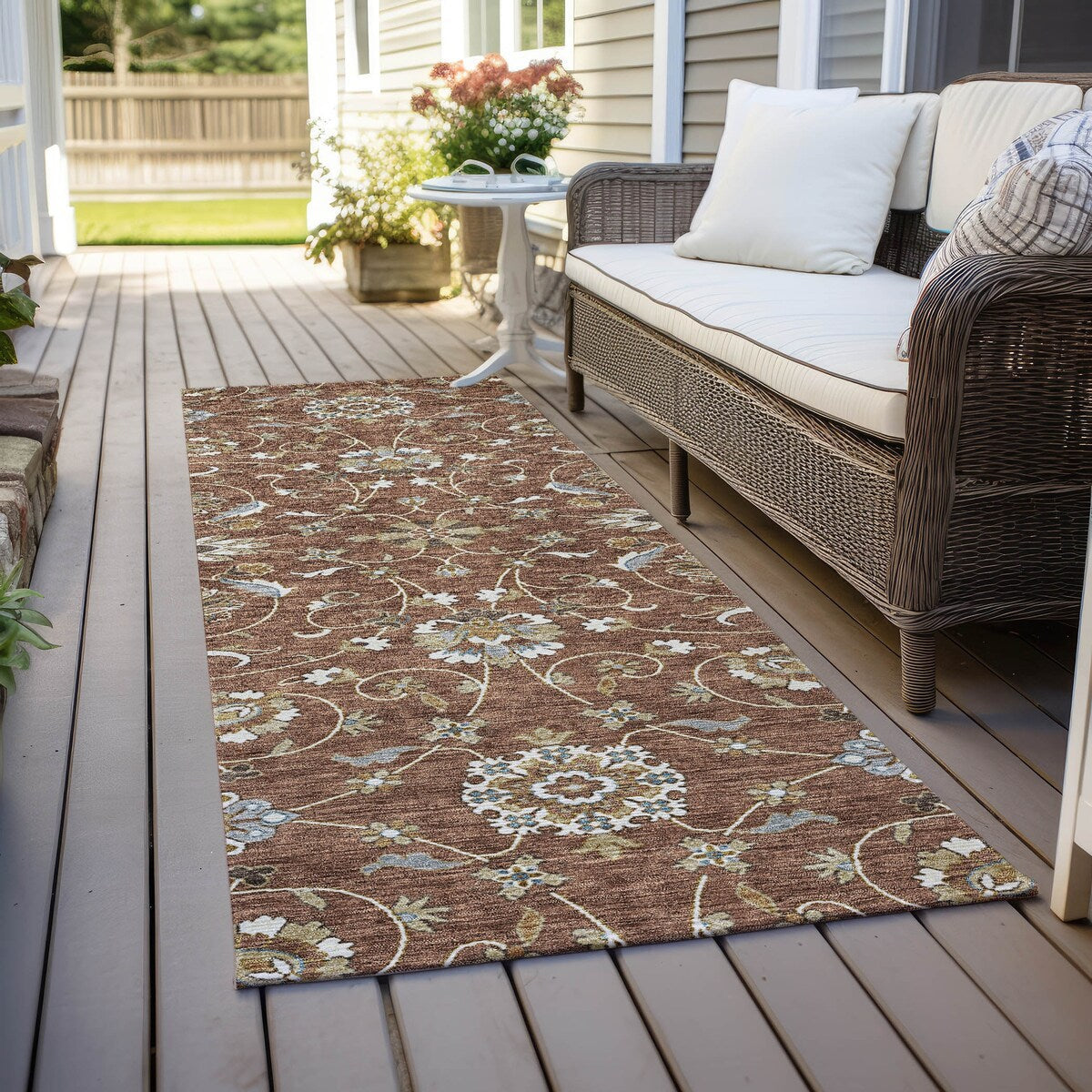 Machine Washable Indoor/ Outdoor Traditional KashanChantille Rug