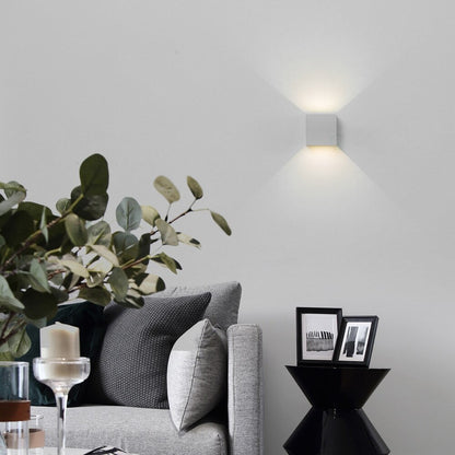 Modern Wall Sconce LED Waterproof Wall Lamp Aluminum with Adjustable Beam 10-Watt 4000K Cool White Indoor Outdoor