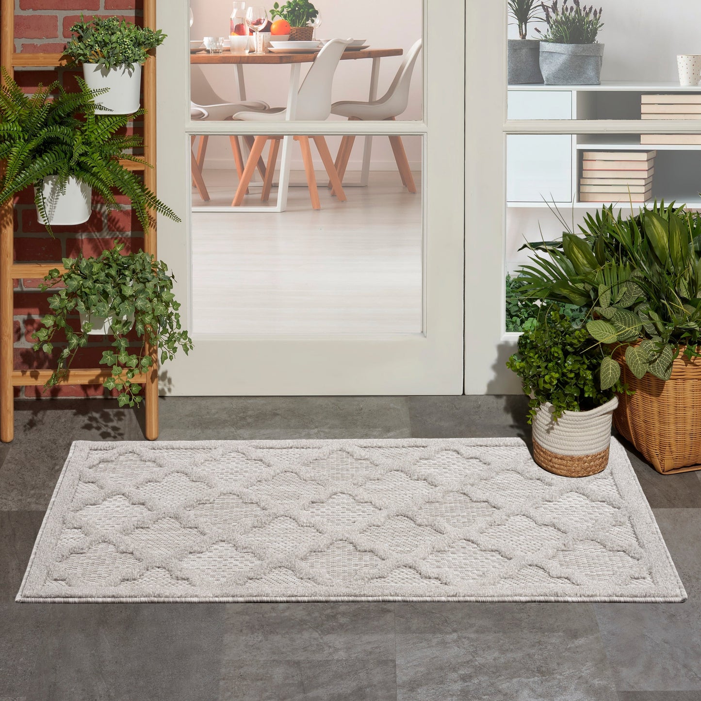 Nourison Easy Care Indoor/Outdoor Moroccan Trellis Area Rug